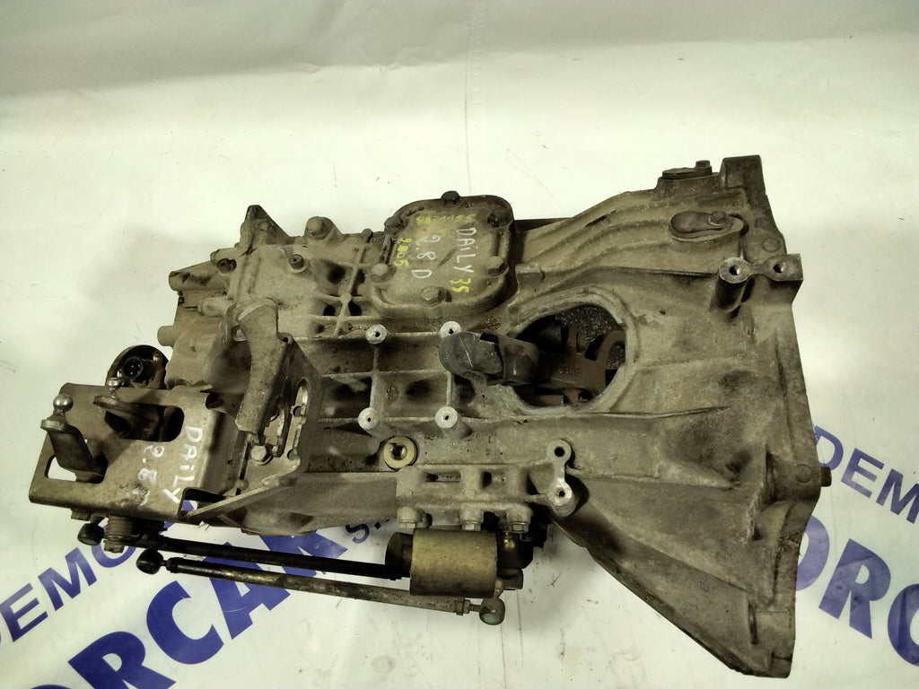 Iveco Daily 3 Series Gearbox displacement: 2.8 diesel year: 2005 code: 8871155 (sf2)