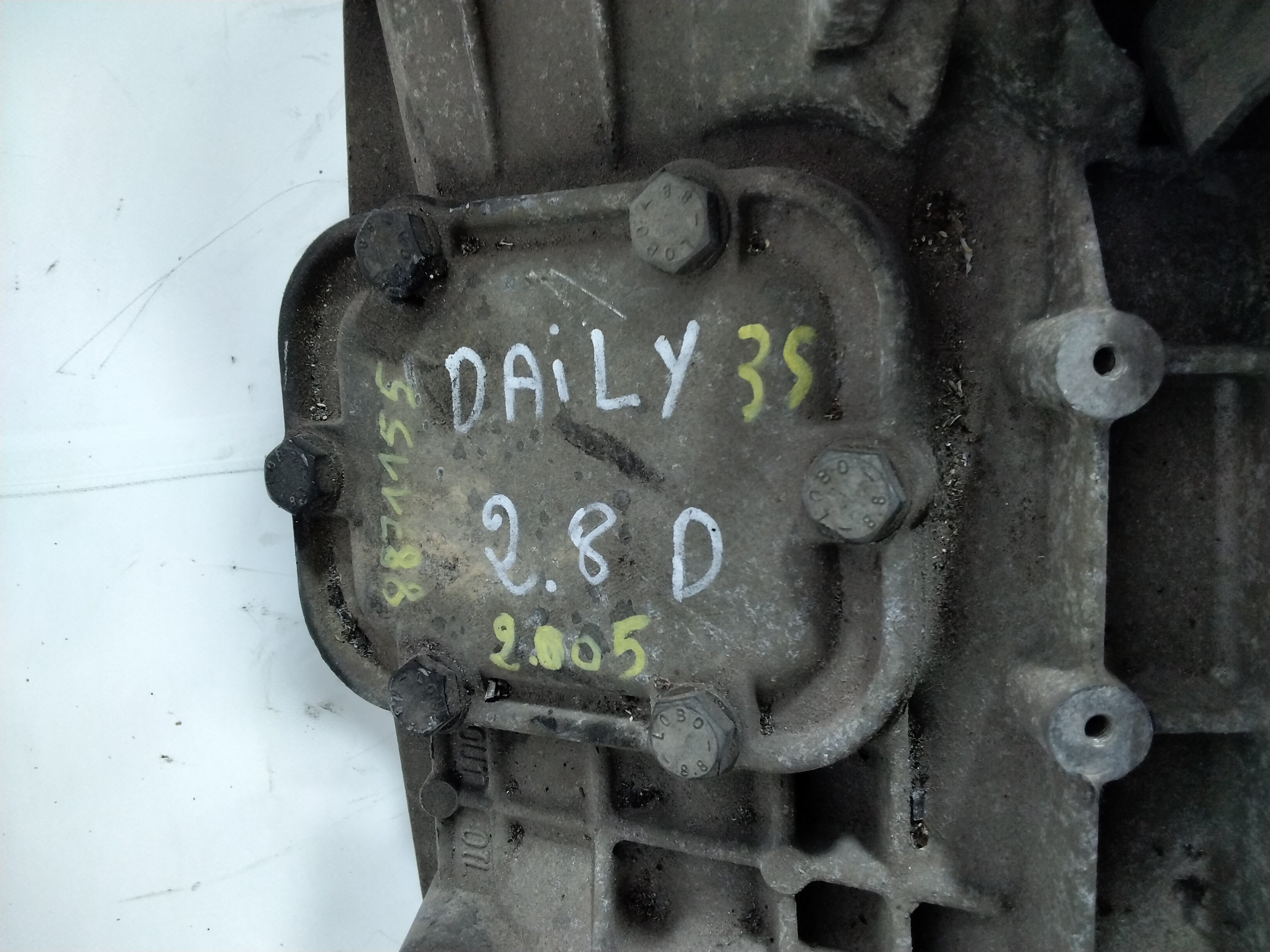 Iveco Daily 3 Series Gearbox displacement: 2.8 diesel year: 2005 code: 8871155 (sf2)