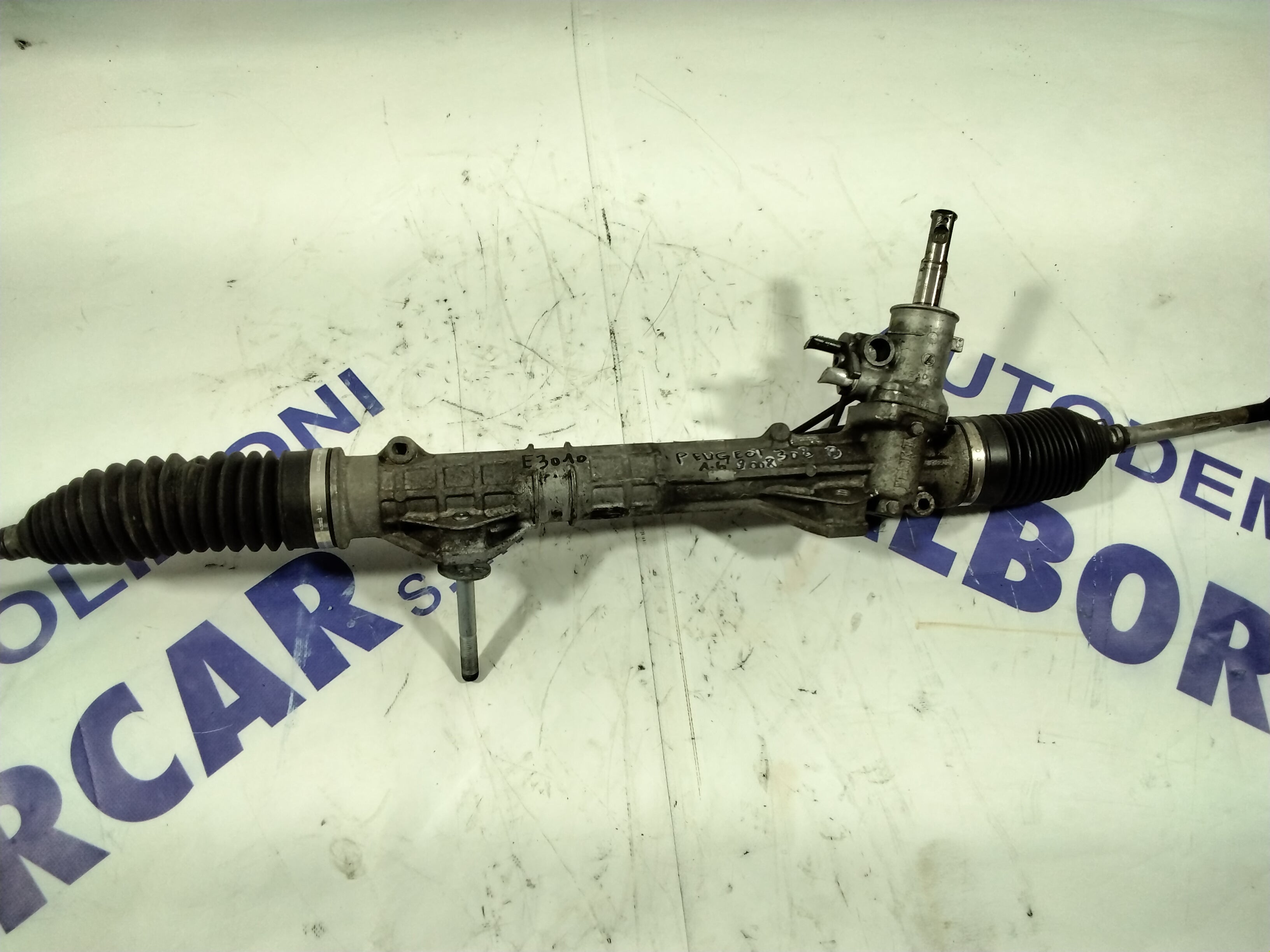 power steering box Peugeot 307 1.6 petrol 2008 code: E3010
