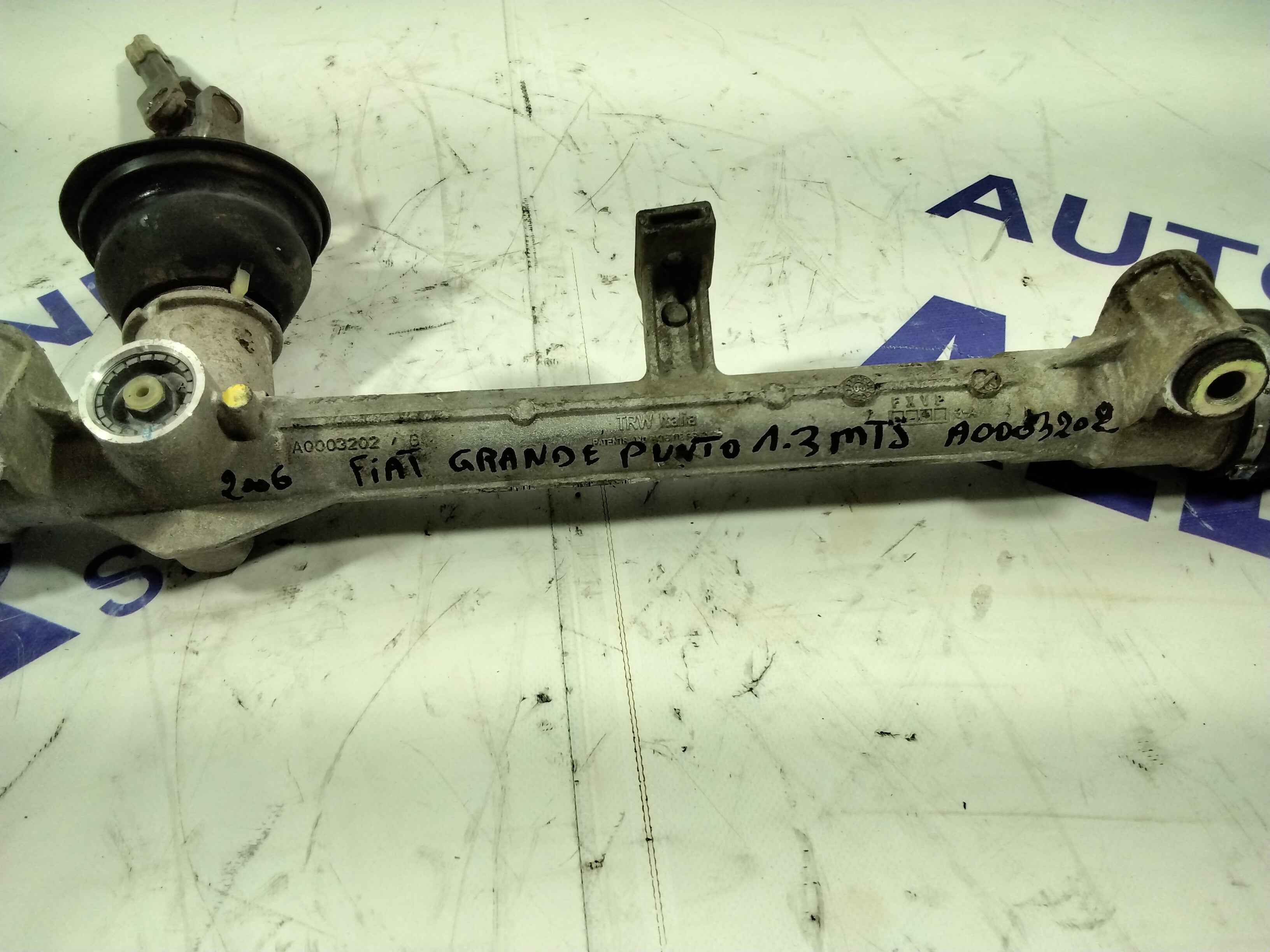 steering box fiat grande punto 1.3 multijet year 2006 code A0003202