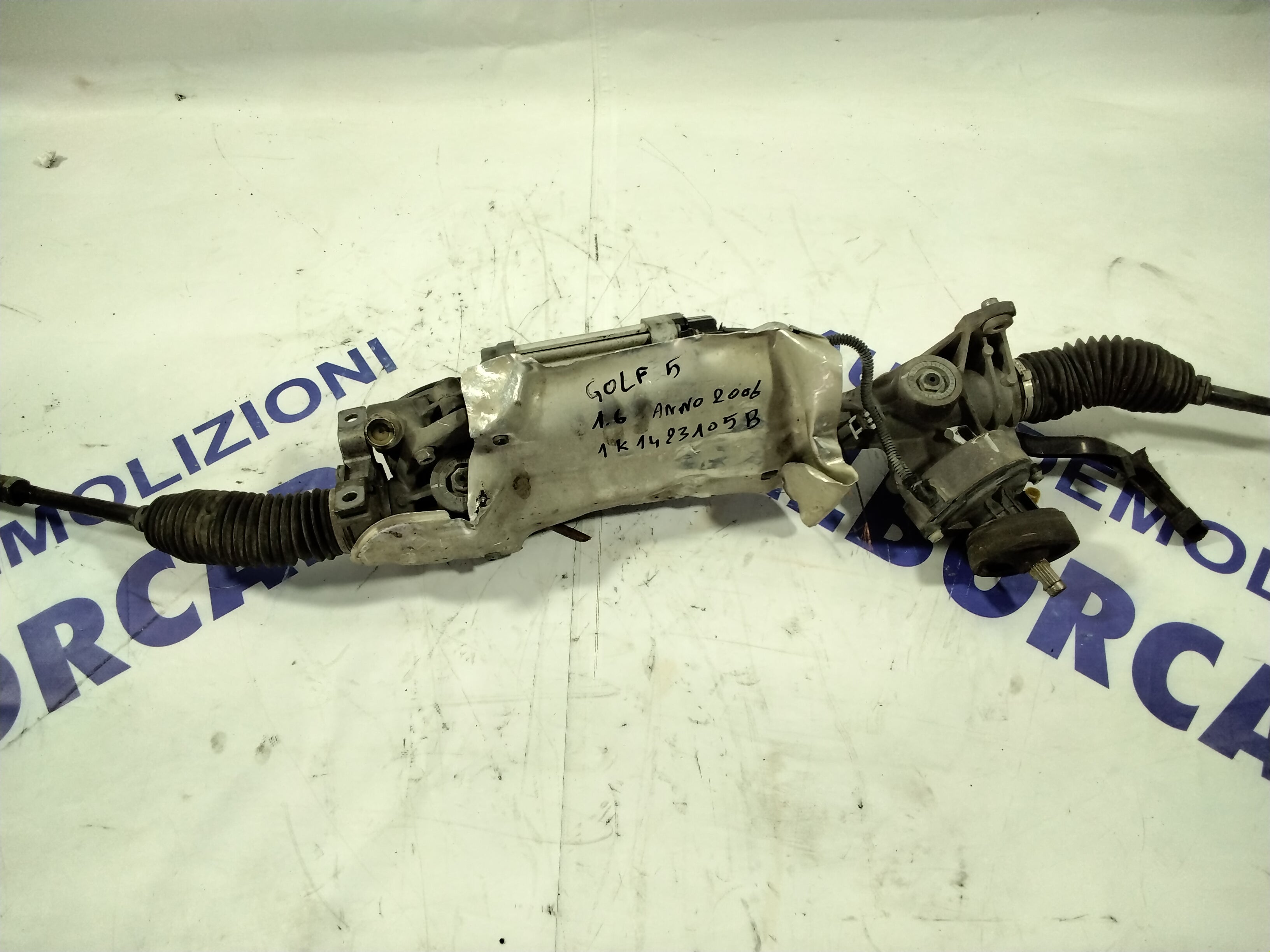 Volkswagen Golf 5 steering box cc.1.6 year 2006 code 1K1423105B