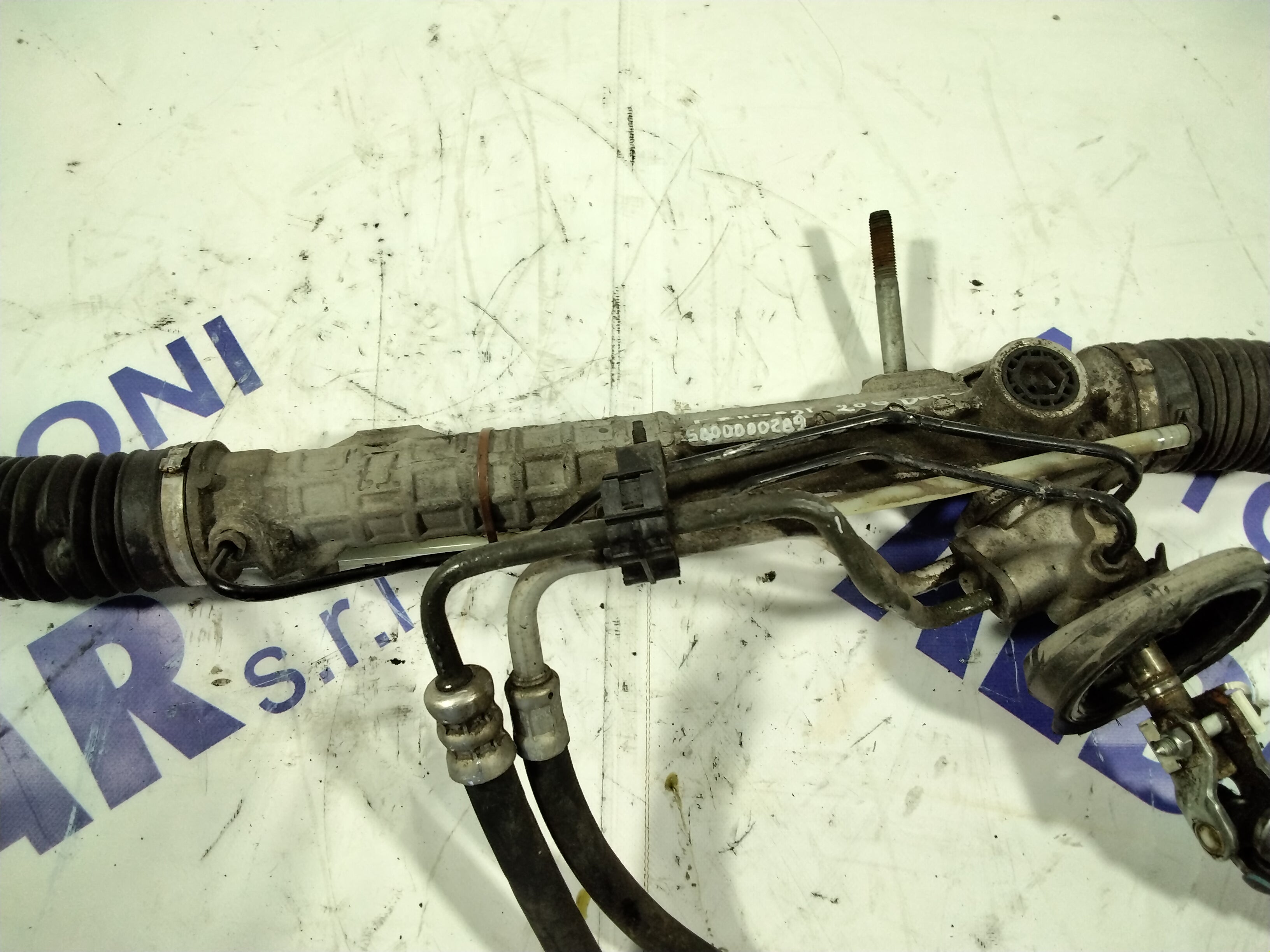 Peugeot 206 gasoline steering box 2002 part no. 6820000085