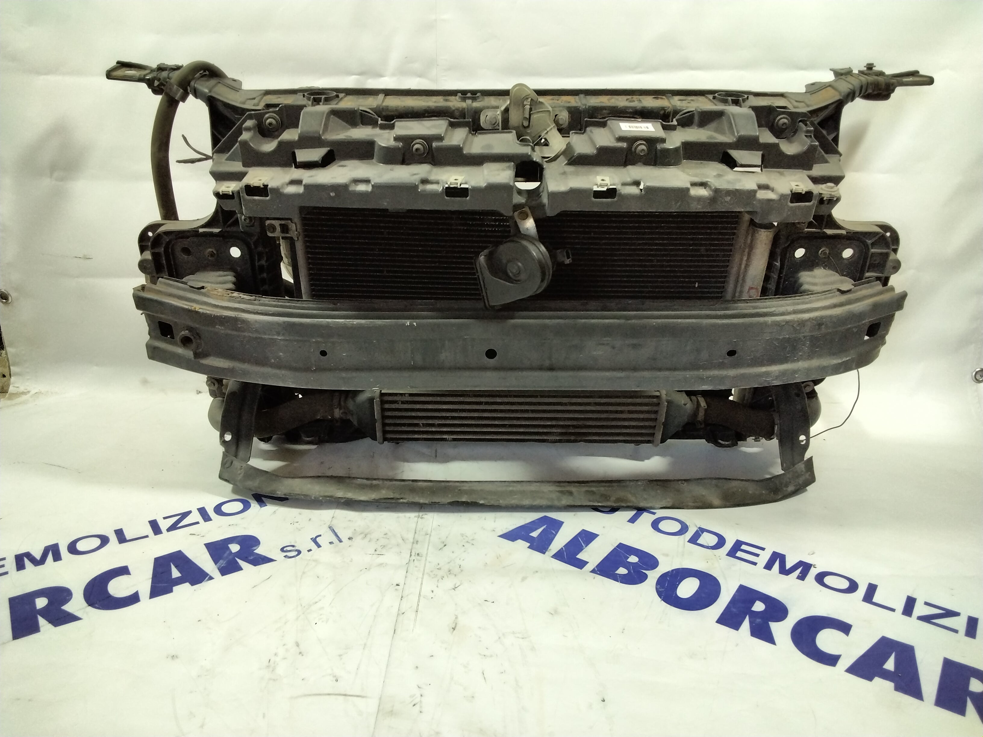 grille (complete) Fiat Grande Punto Evo 1.3 Multijet year: 2010 (sf5.p1)