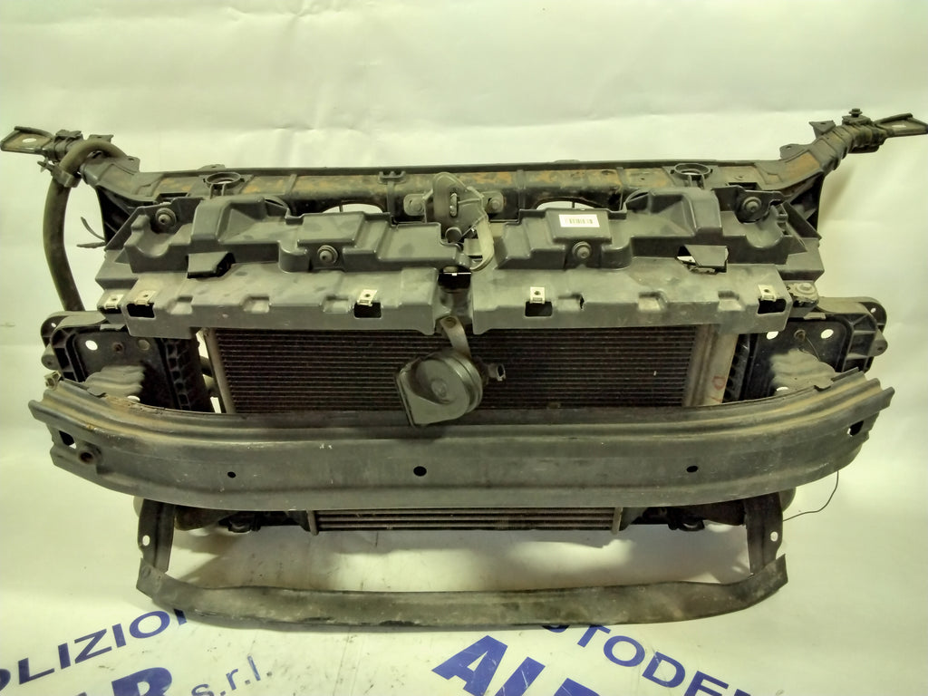 grille (complete) Fiat Grande Punto Evo 1.3 Multijet year: 2010 (sf5.p1)