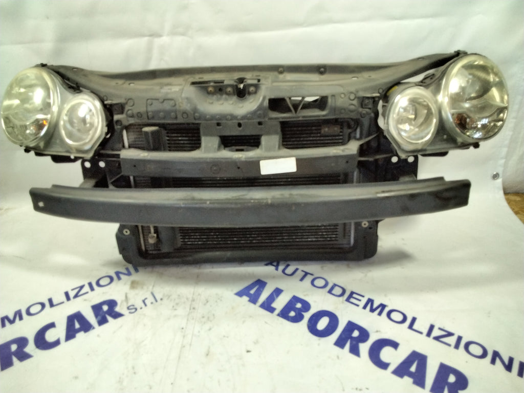 Calandra completa Volkswagen Polo 1.4 diésel año: 2005 (sf5.p1)
