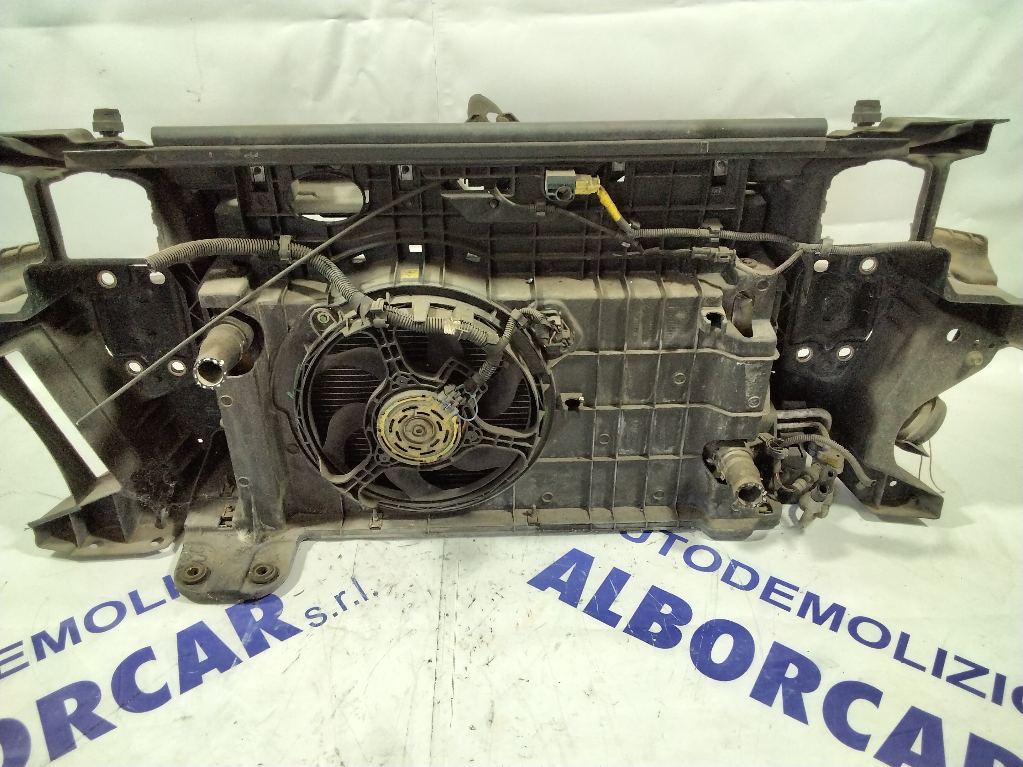 grille (complete) Fiat Stilo 1.4 petrol year: 2005 (sf5.p1)