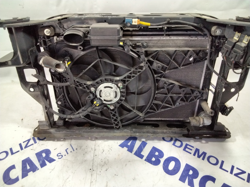 grille (complete) Fiat Bravo petrol year: 2007 (sf5.p2)