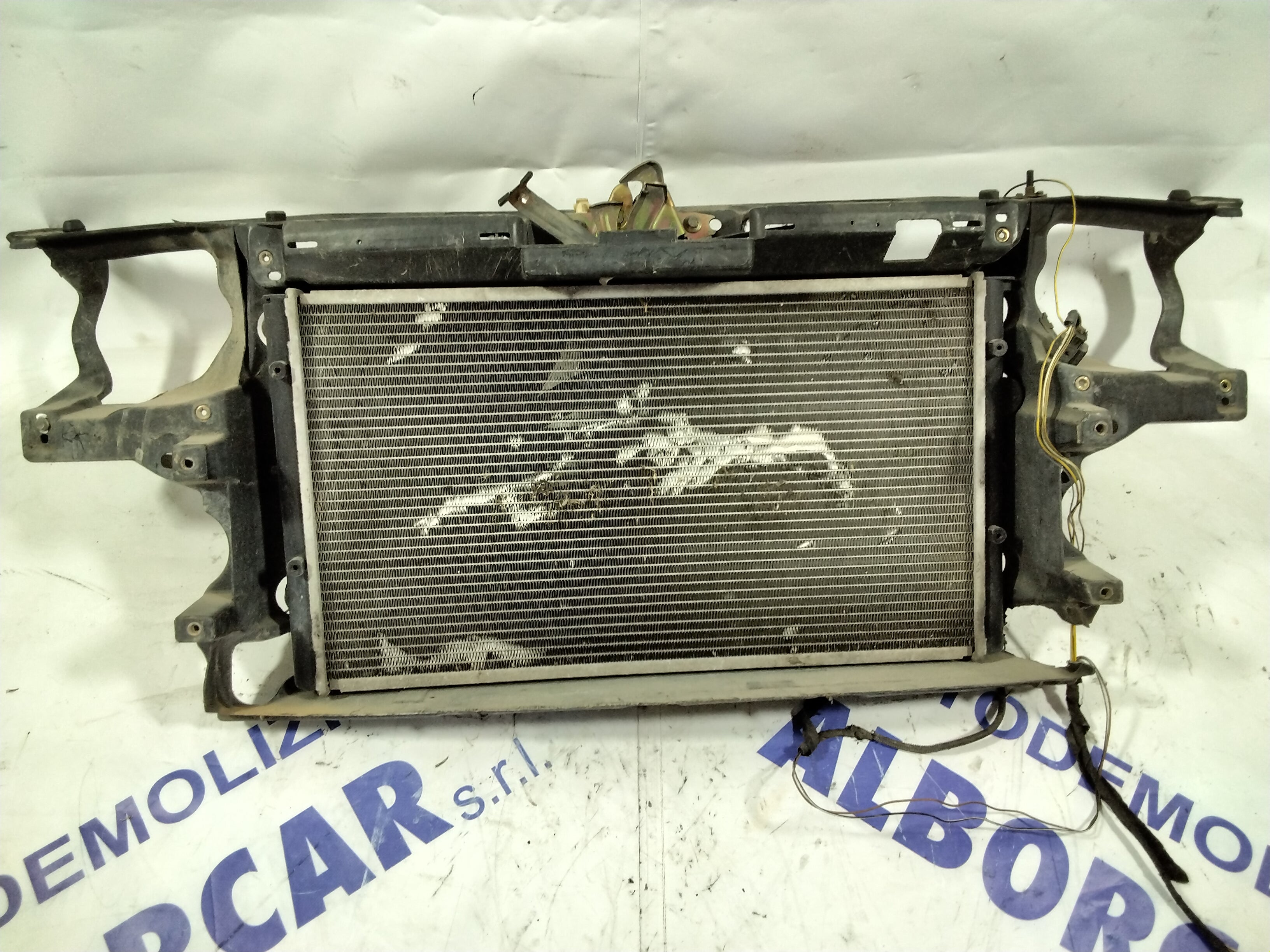 grille (complete) Volkswagen Golf 3rd series diesel