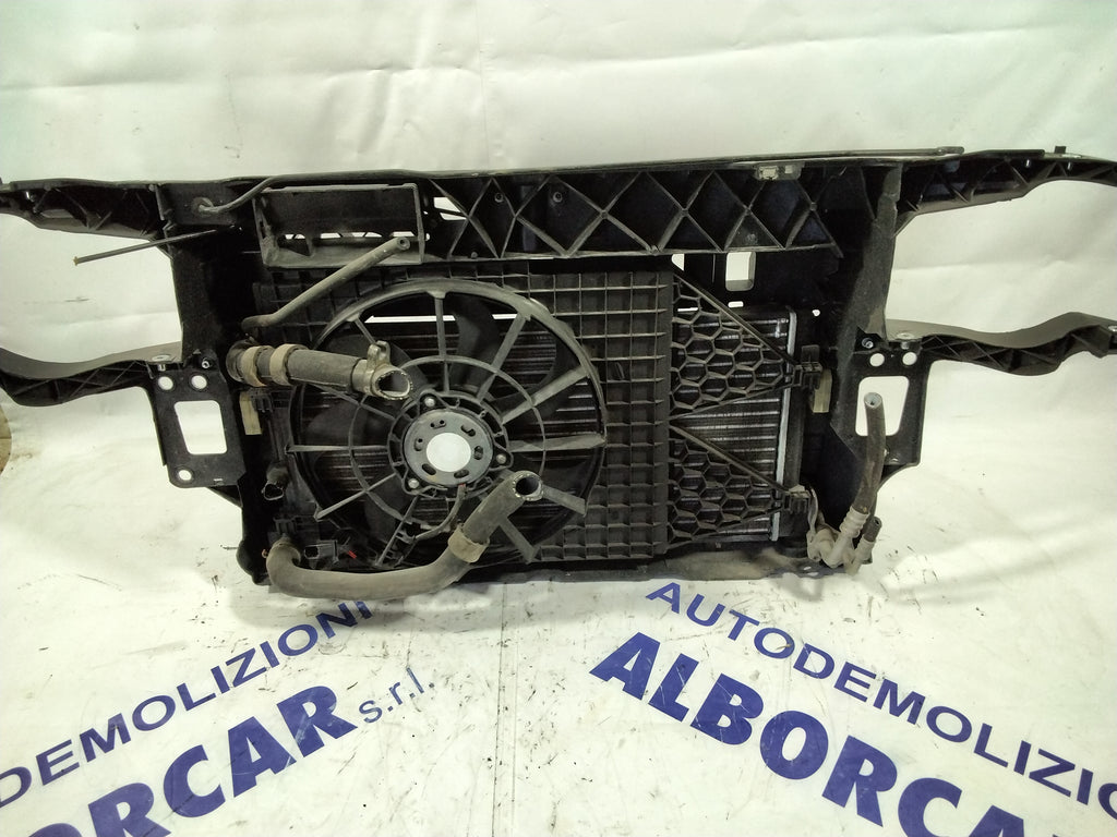 calandra (completa) Seat Ibiza gasolina año: 2007 (sf5.p2)