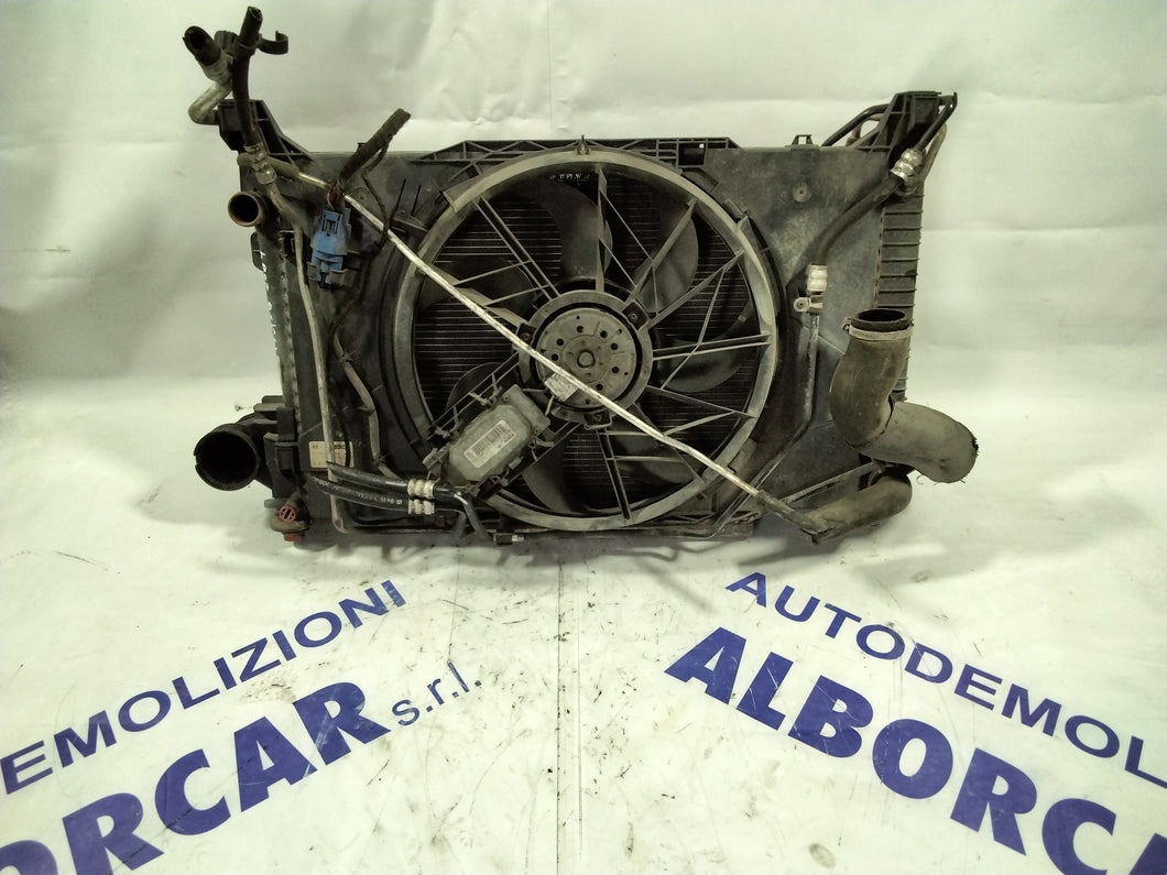 Radiatore completo Mercedes 180 anno: 2007 (sf5p3)