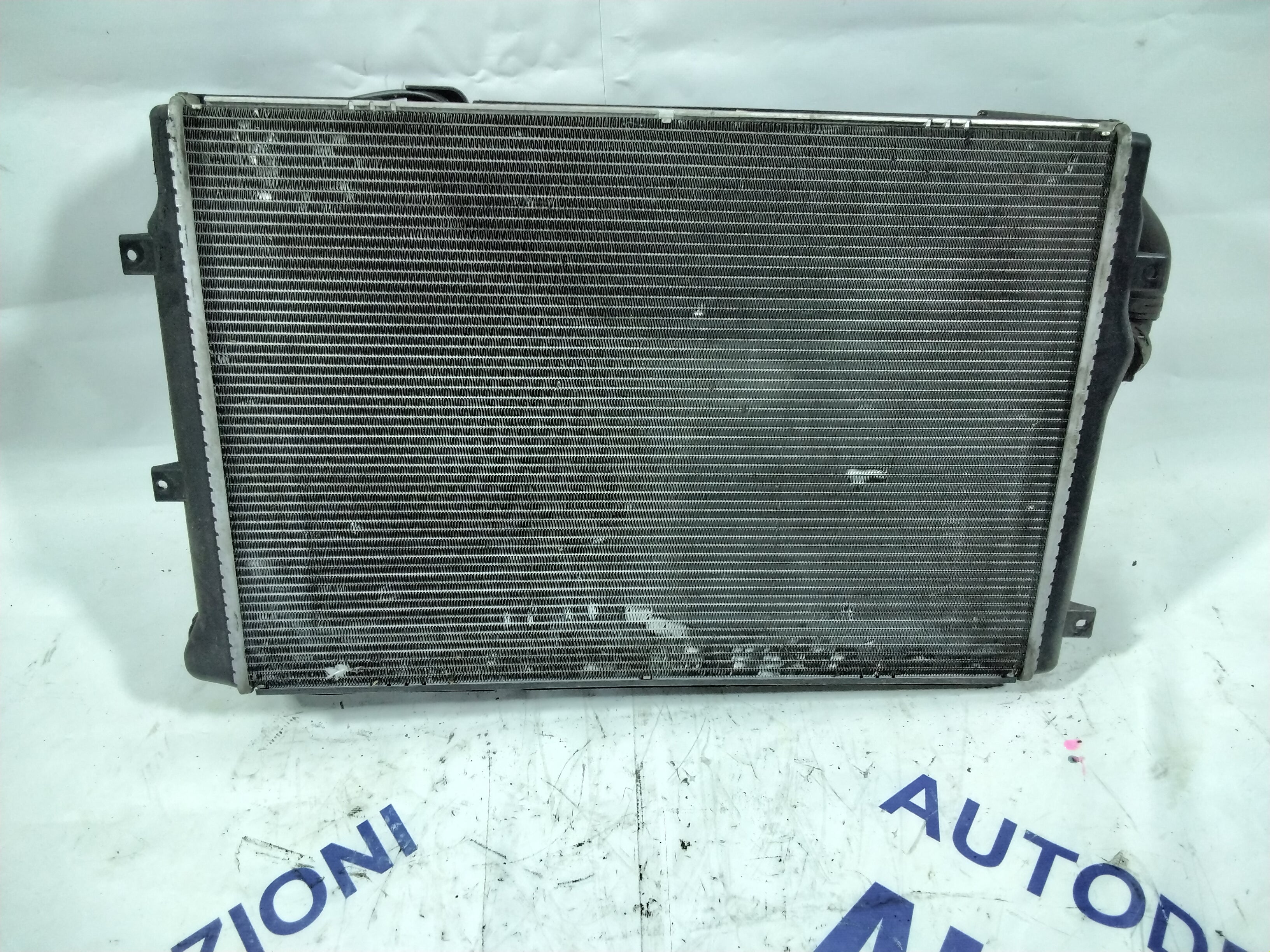 Radiator Audi A3 2.0 year: 2005