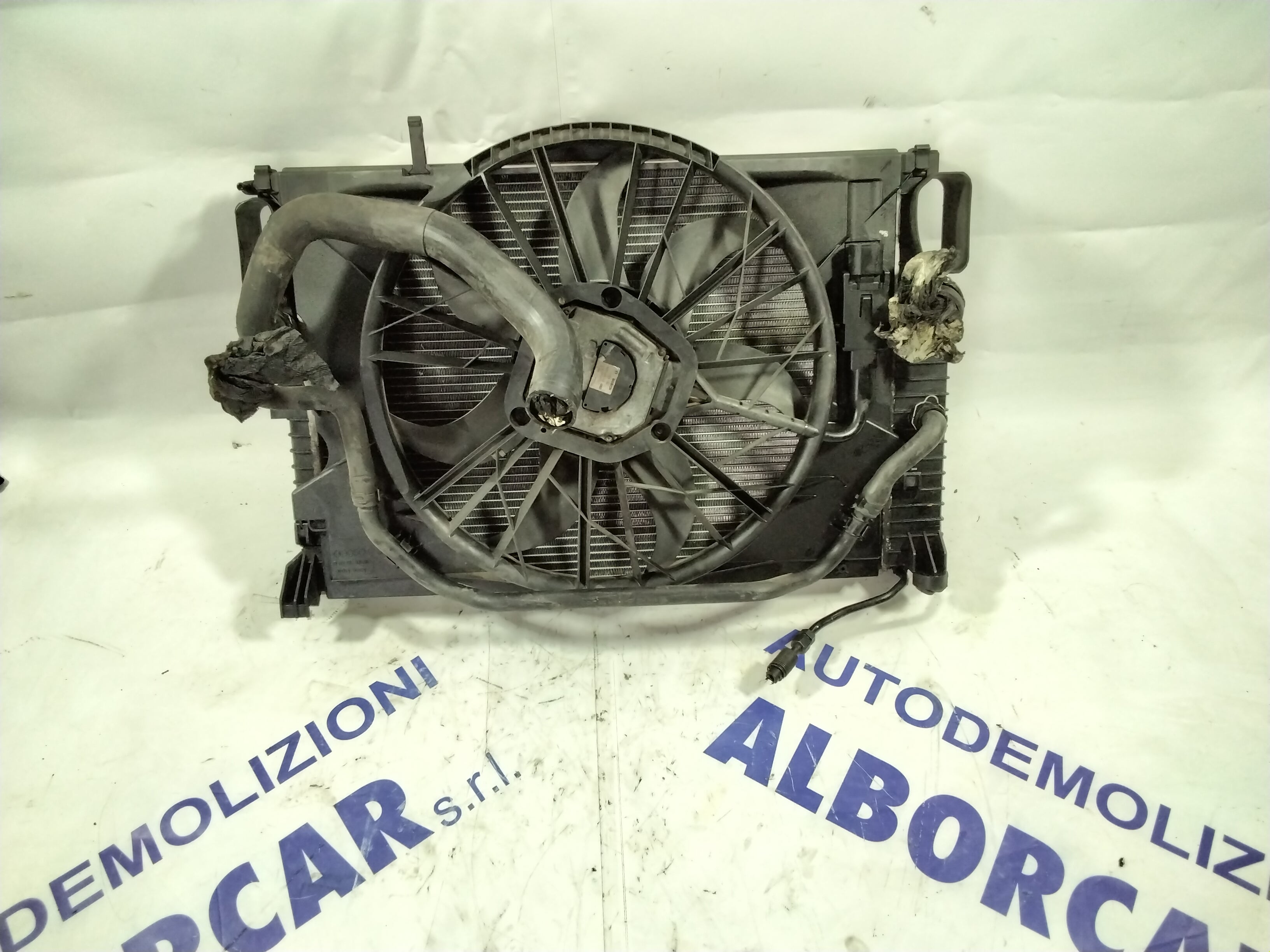 Mercedes 270 turbodiesel radiator year: 2002 (sf5.p3)