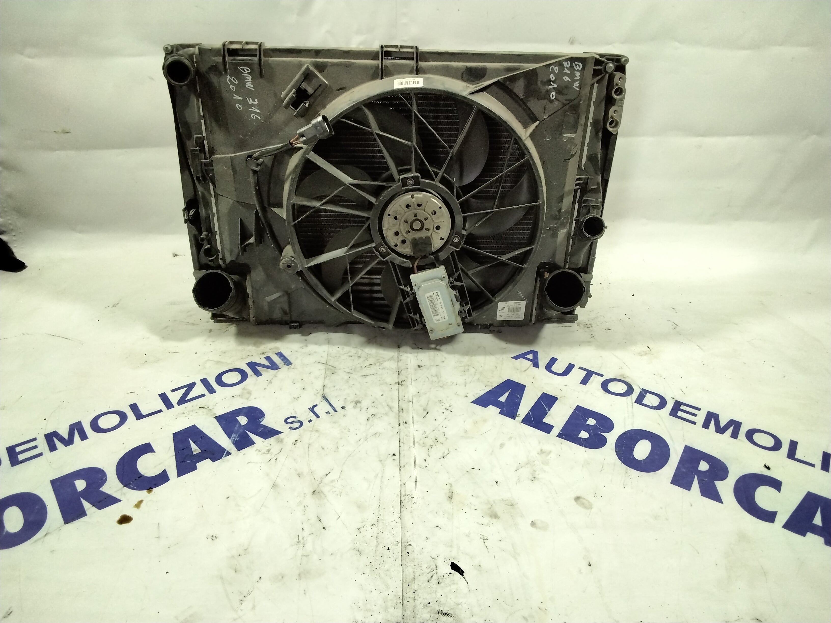 Radiatore completo BMW 3° serie 316  E90 anno: 2010 (sf5p3)