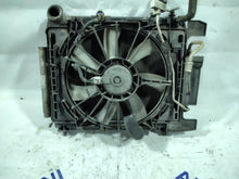 Carica l&#39;immagine nel visualizzatore di Gallery, Radiatore completo toyota yaris  benzina anno: 2001 (sf5p3)
