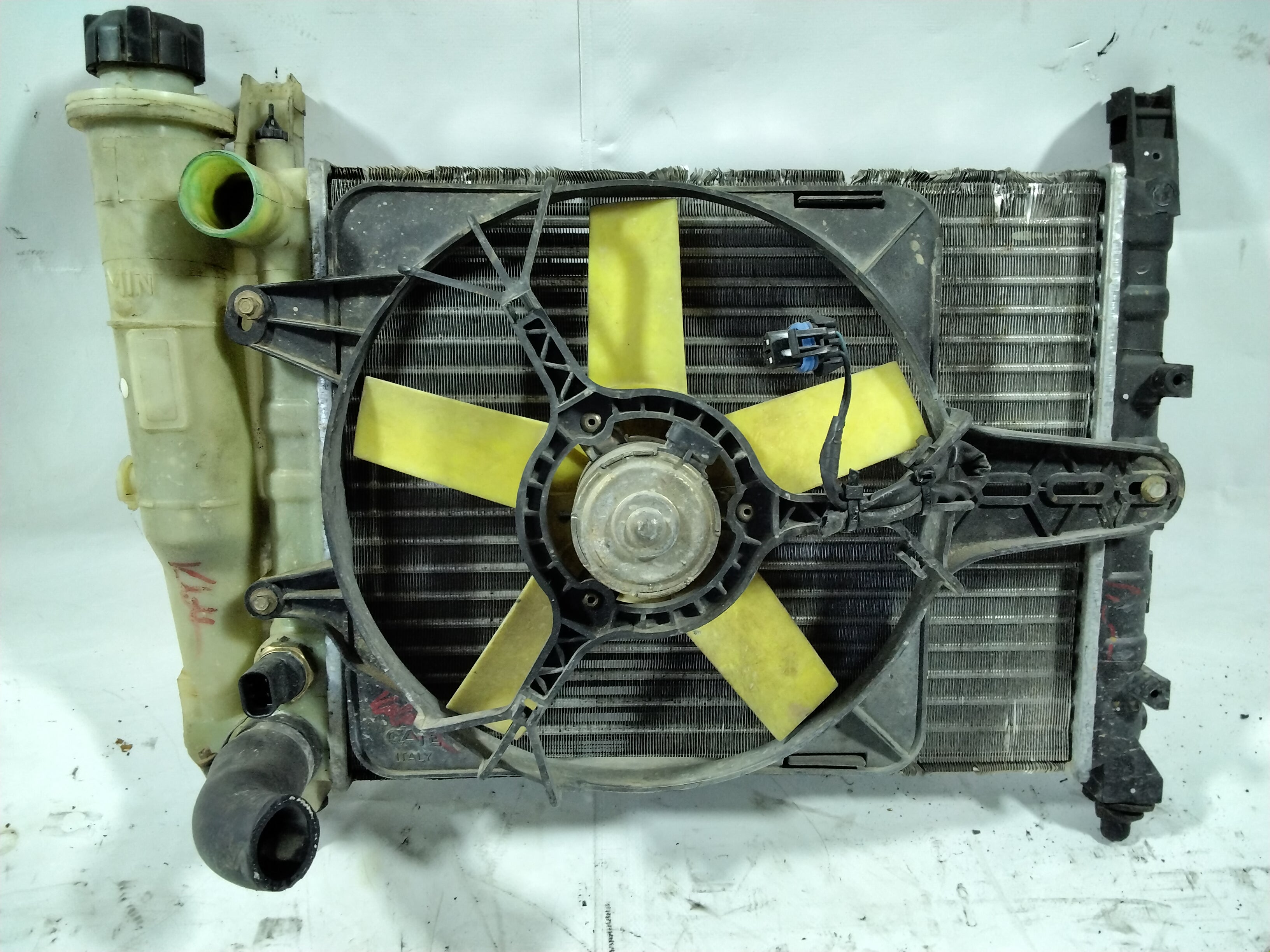 Radiator Fiat Uno petrol year: 97 (sf5p3)