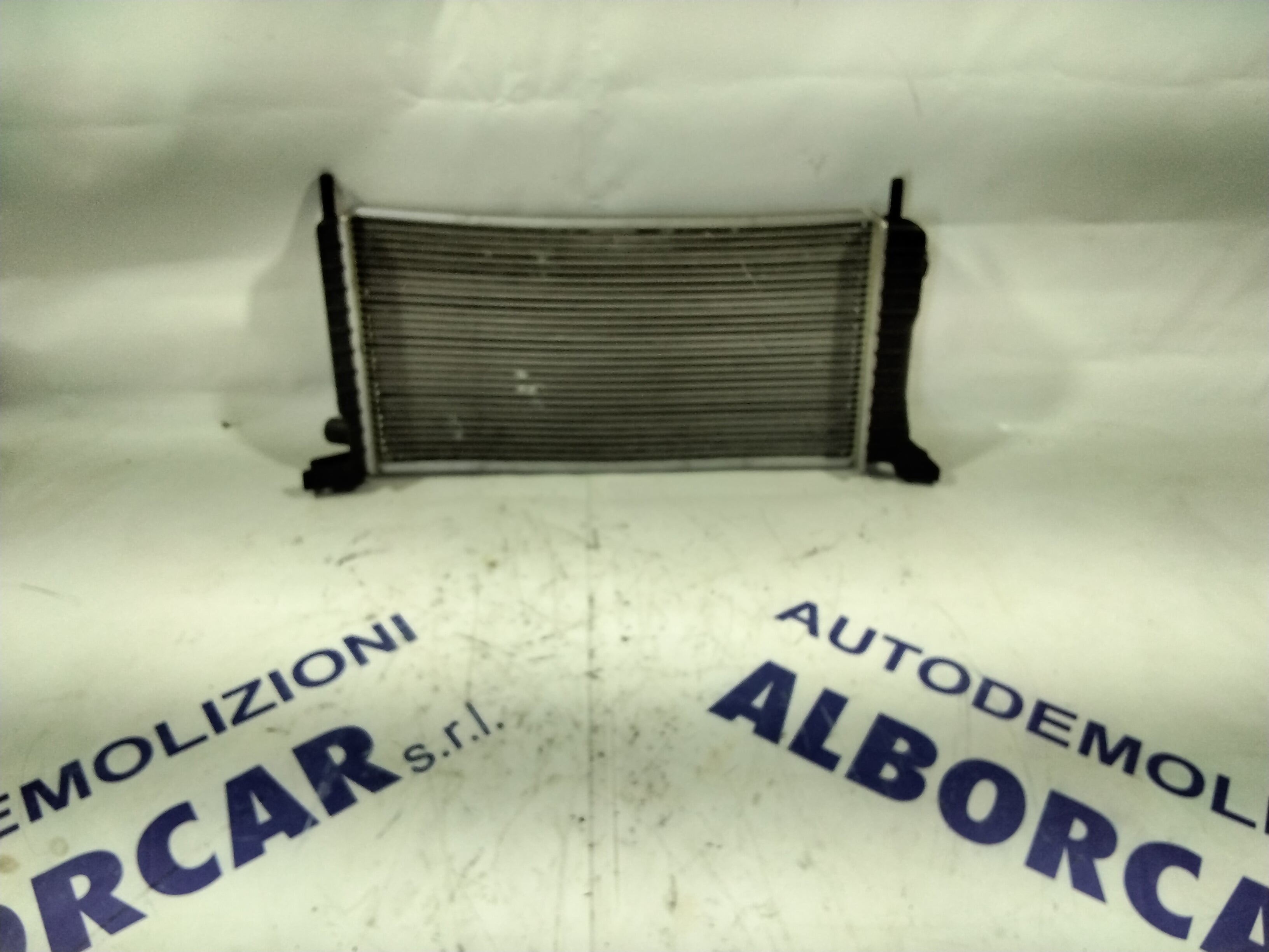 Radiator Ford Escort year: 2000 (sf5p3)
