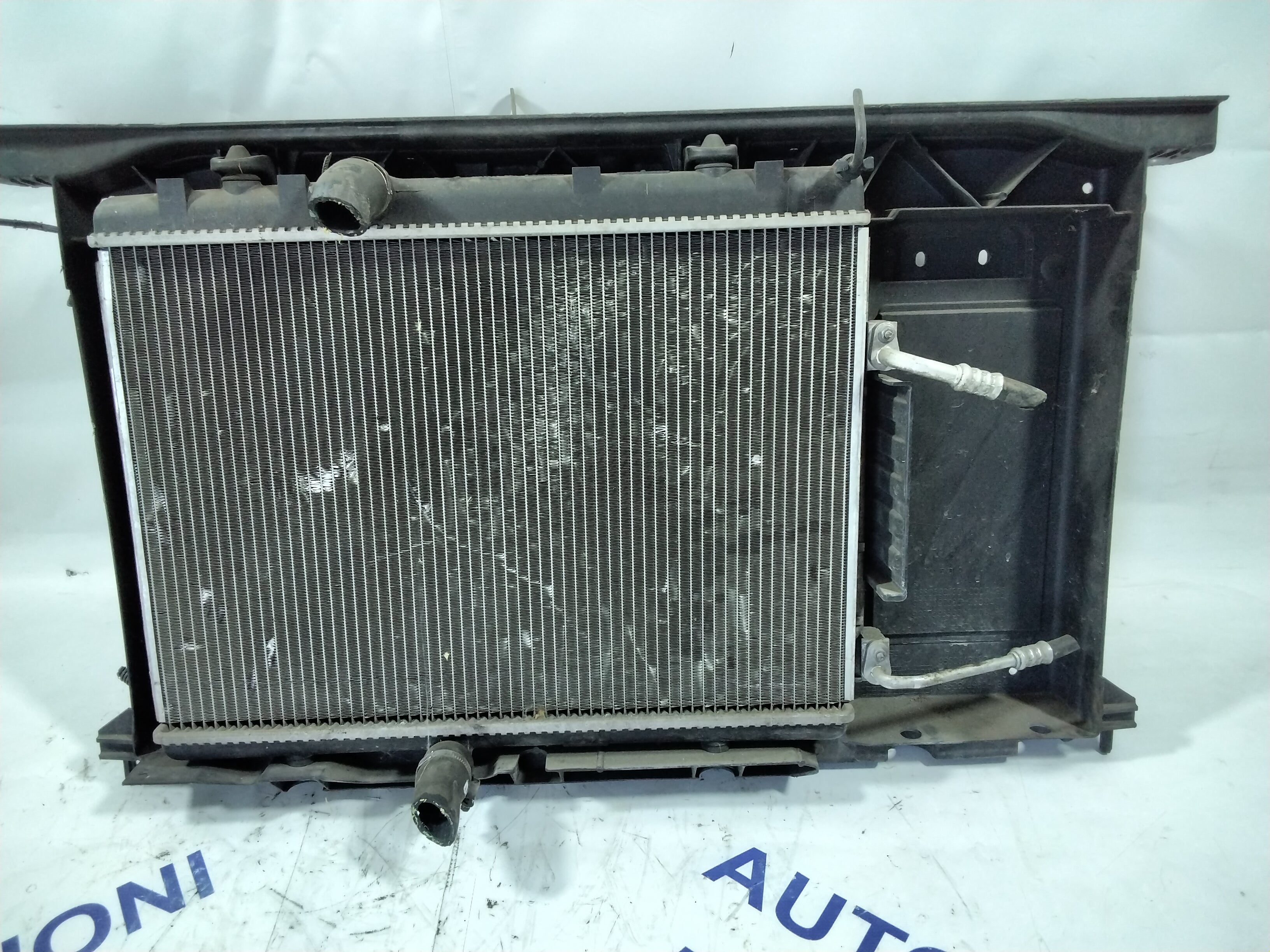 Complete radiator Peugeot 308 petrol year 2008 (sf5p3)