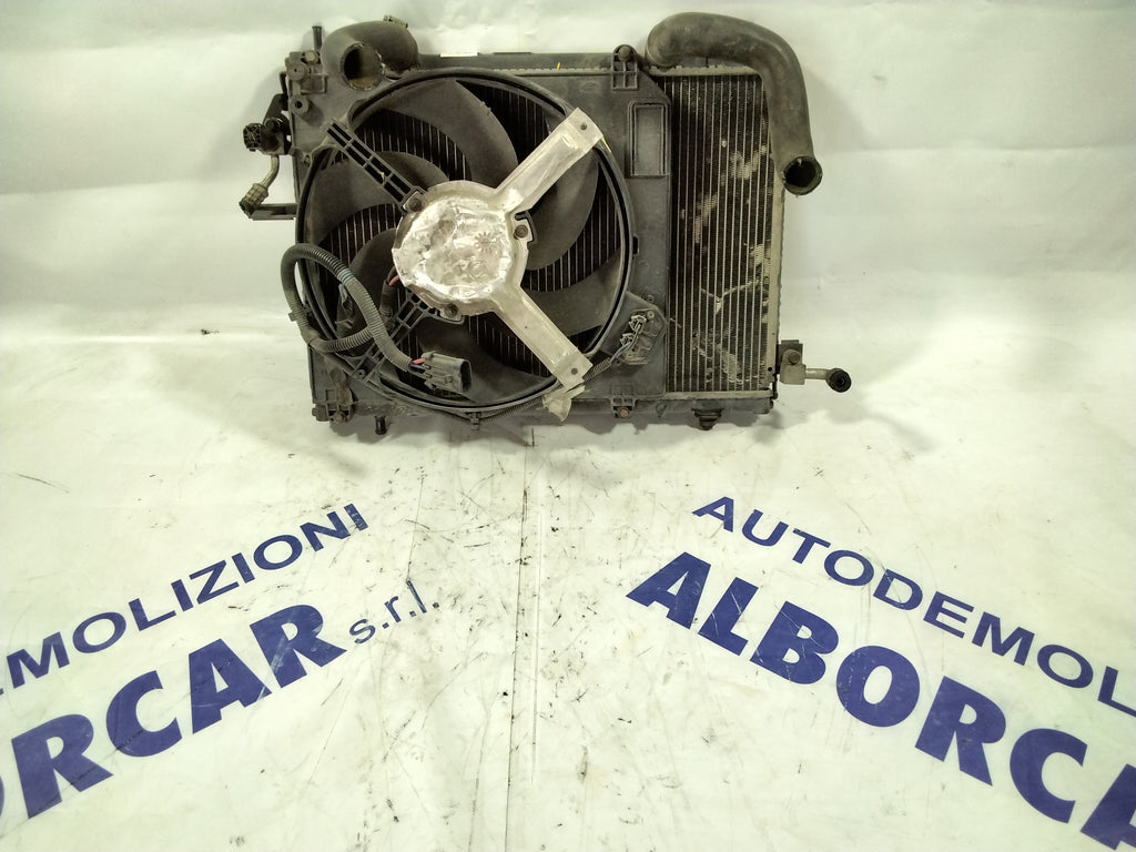 Incomplete radiator Fiat Multipla year: 2002 (sf5p3)