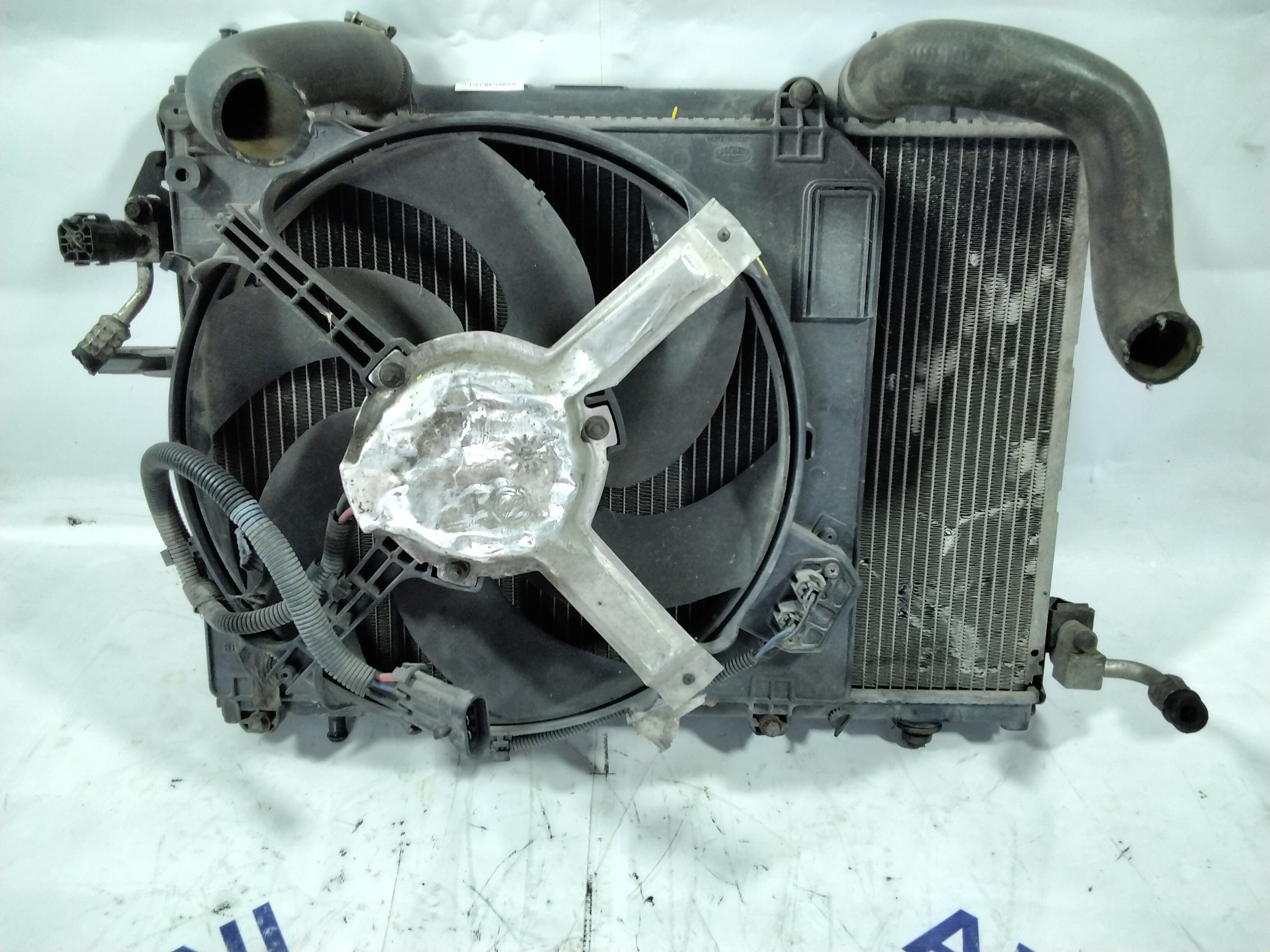 Incomplete radiator Fiat Multipla year: 2002 (sf5p3)