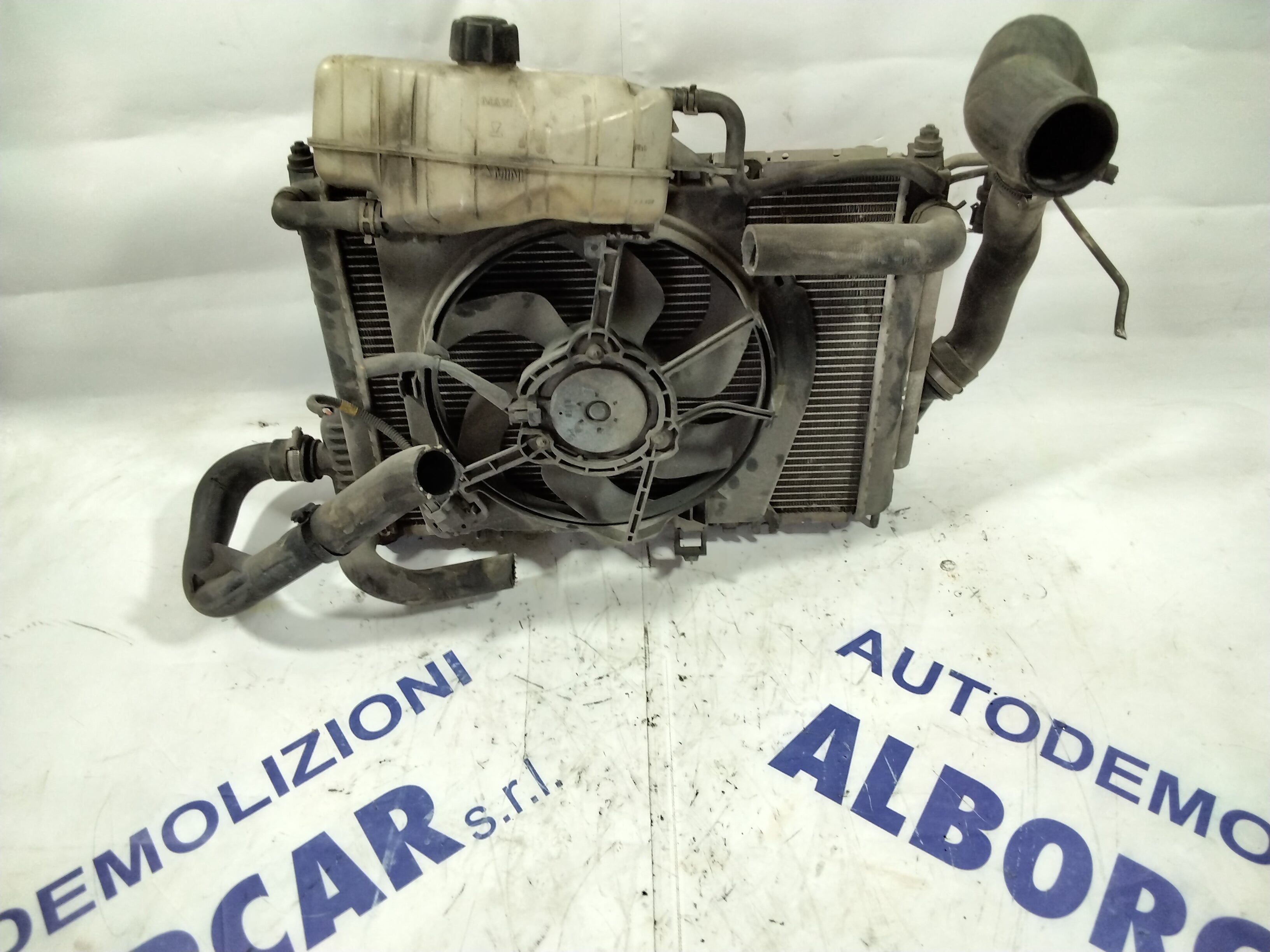 Radiatore completo renault clio 1.5 diesel anno: 2003 (sf5p3)