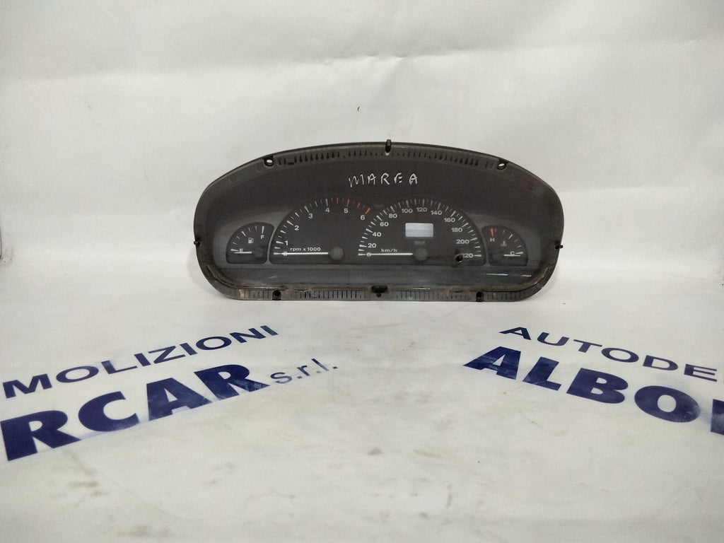 instrument cluster/speedometer/gauge Fiat Marea 1.9 year 98 code: 606127001/6061160080 (sf7p2)