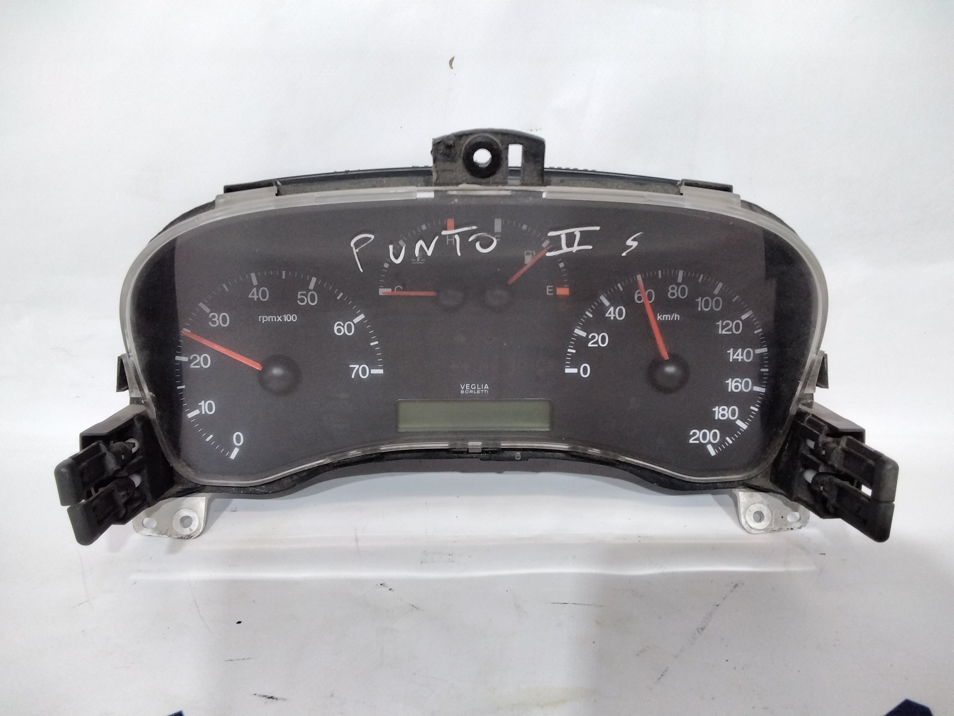 Instrument cluster/speedometer/gauge Fiat Punto Series II year 2002 code: 606307002(sf7p2)