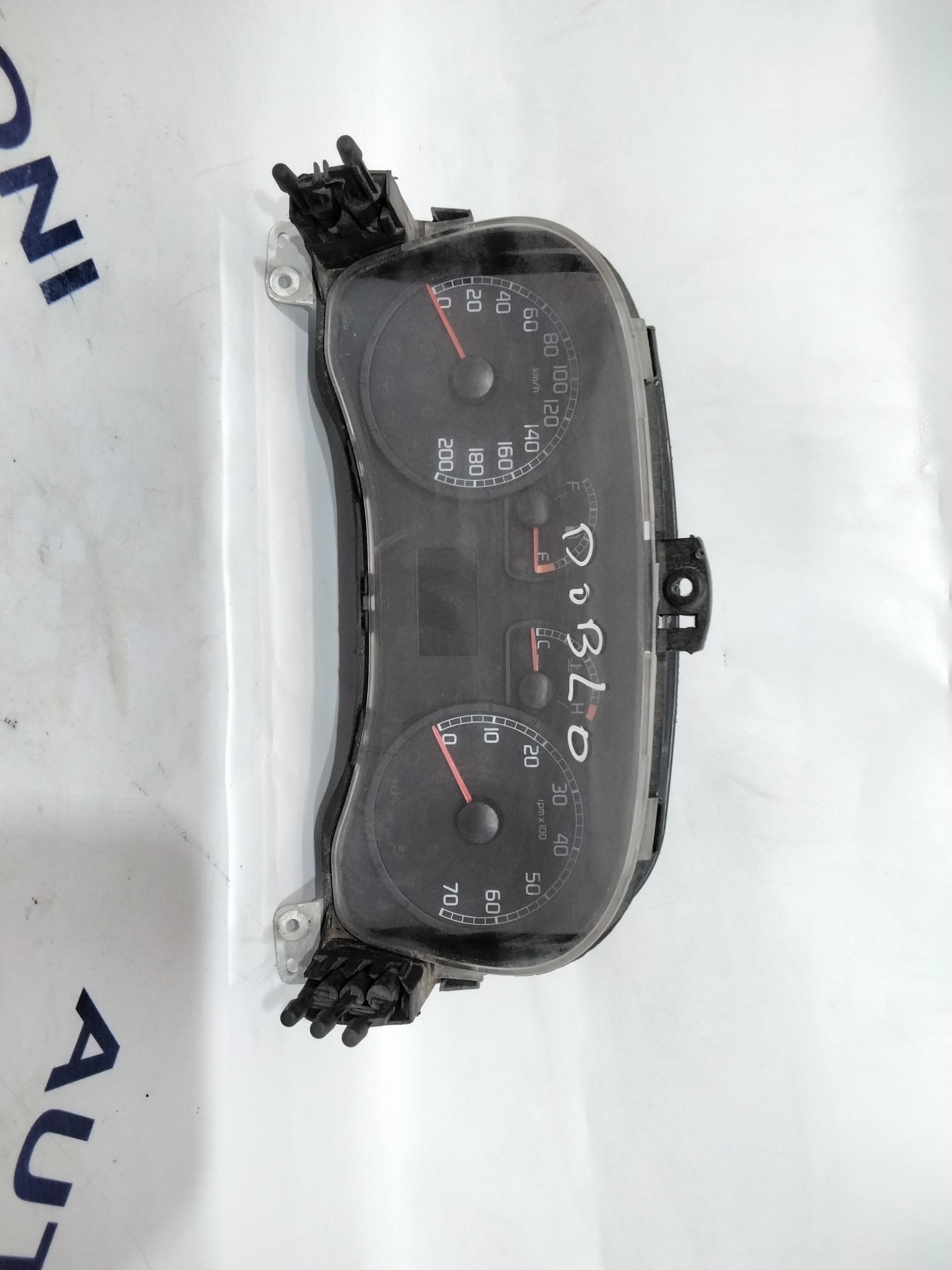 instrument cluster/speedometer/gauge Fiat Doblò year: 2005 code: 51762258 (sf7p2)