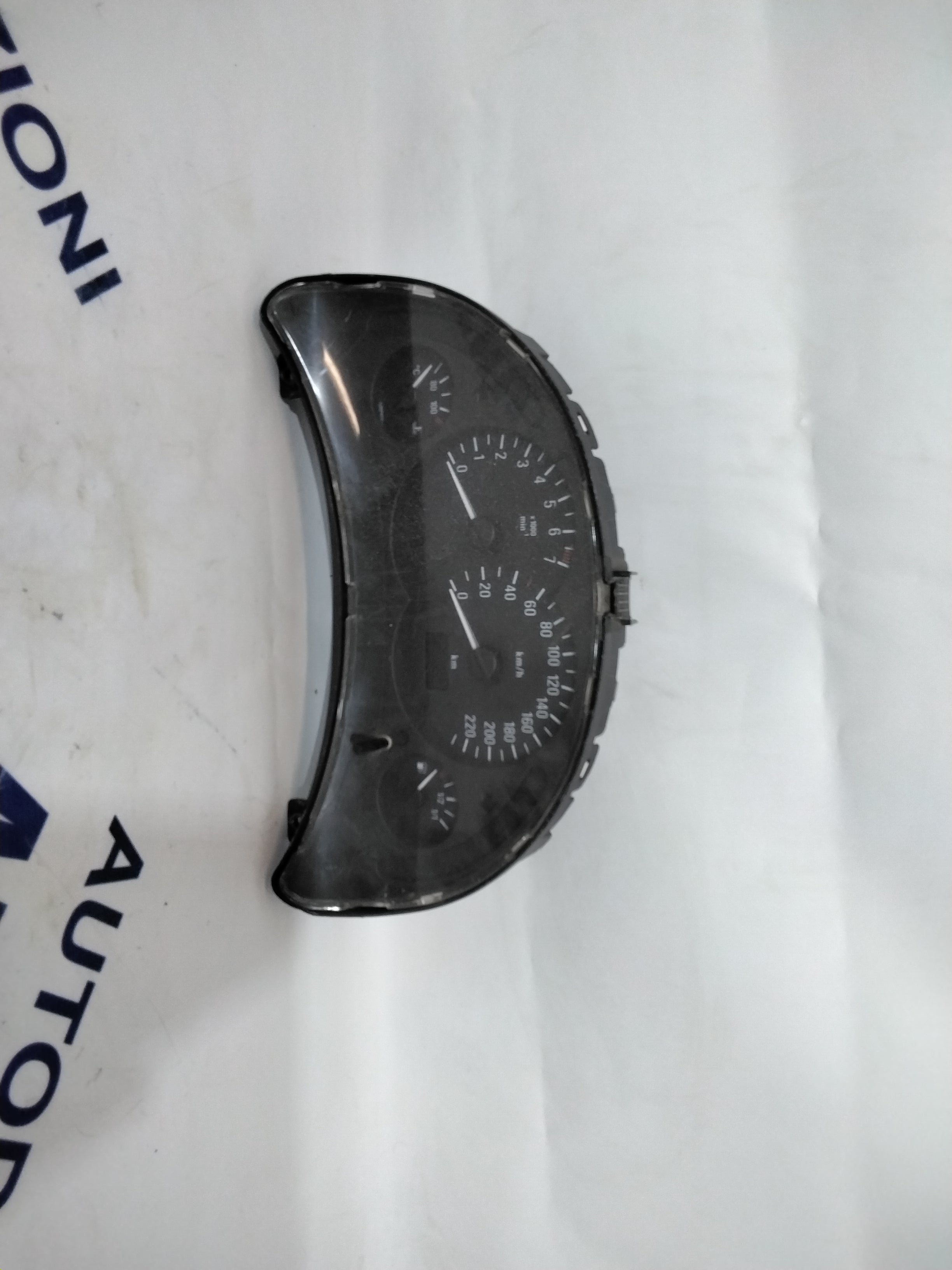 instrument cluster/odometer/gauge for Opel Corsa 1.2 petrol year 2003 code: 13140234LD/09166814FL/13117946CD (sf7p2)