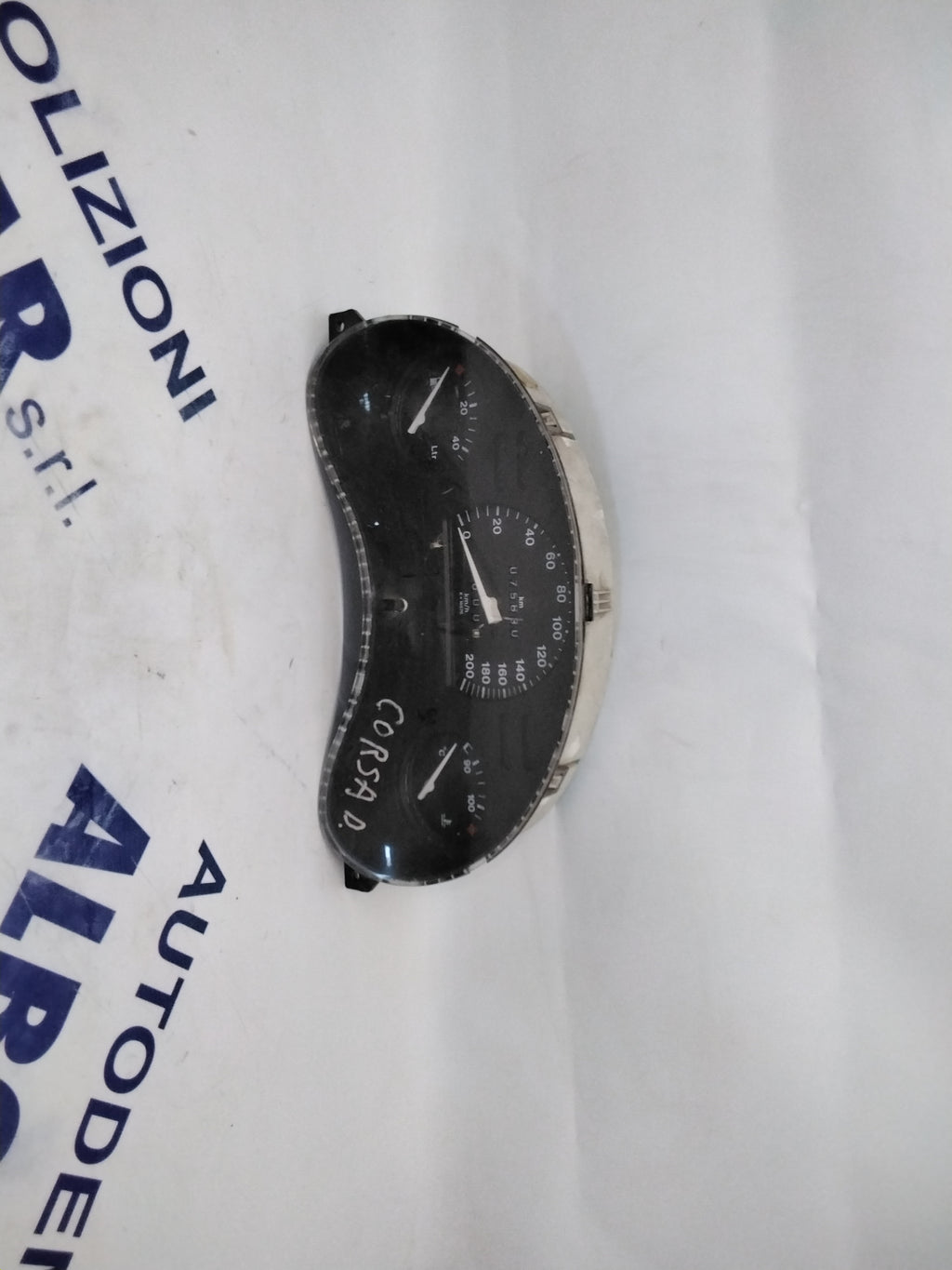 instrument cluster/odometer/gauge Opel Corsa year 2000 1.0 petrol code: 90534393 /09051109020 (sf7p2)