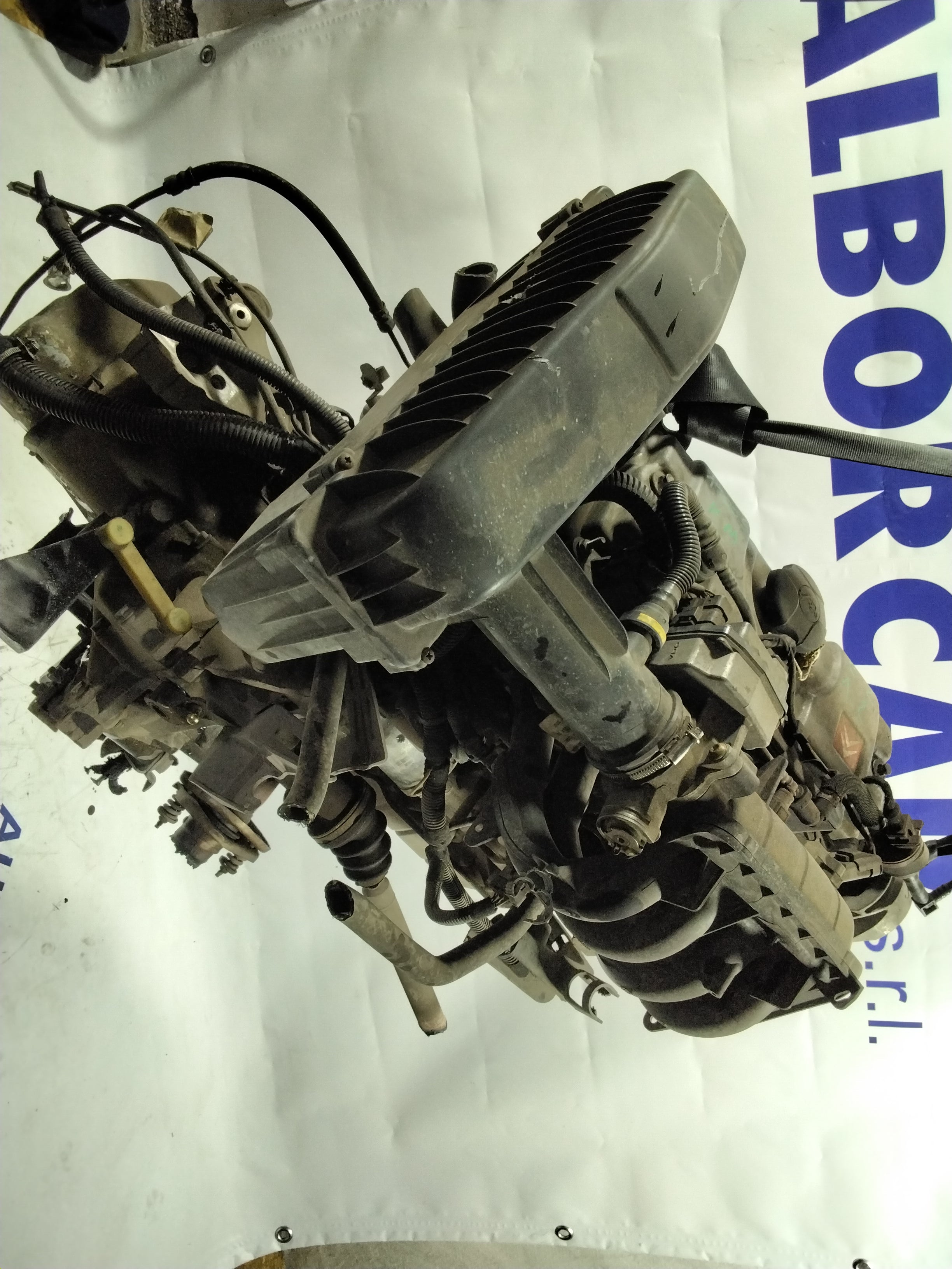 Citreon C2 1.2 petrol engine year: 2004 code: JMHFXC (SF1p1)