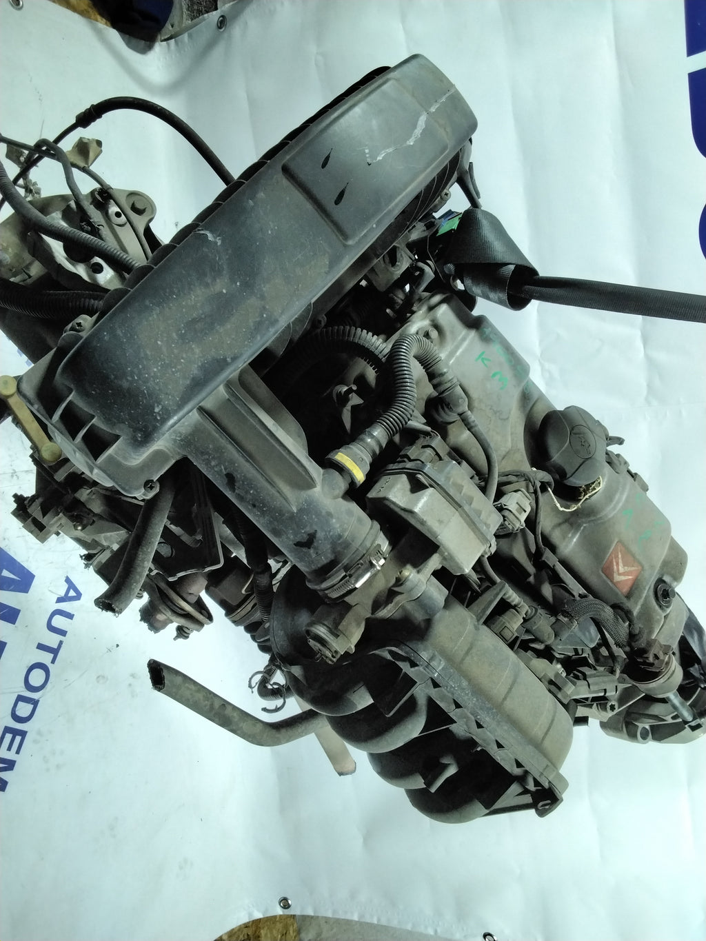 Citreon C2 1.2 petrol engine year: 2004 code: JMHFXC (SF1p1)