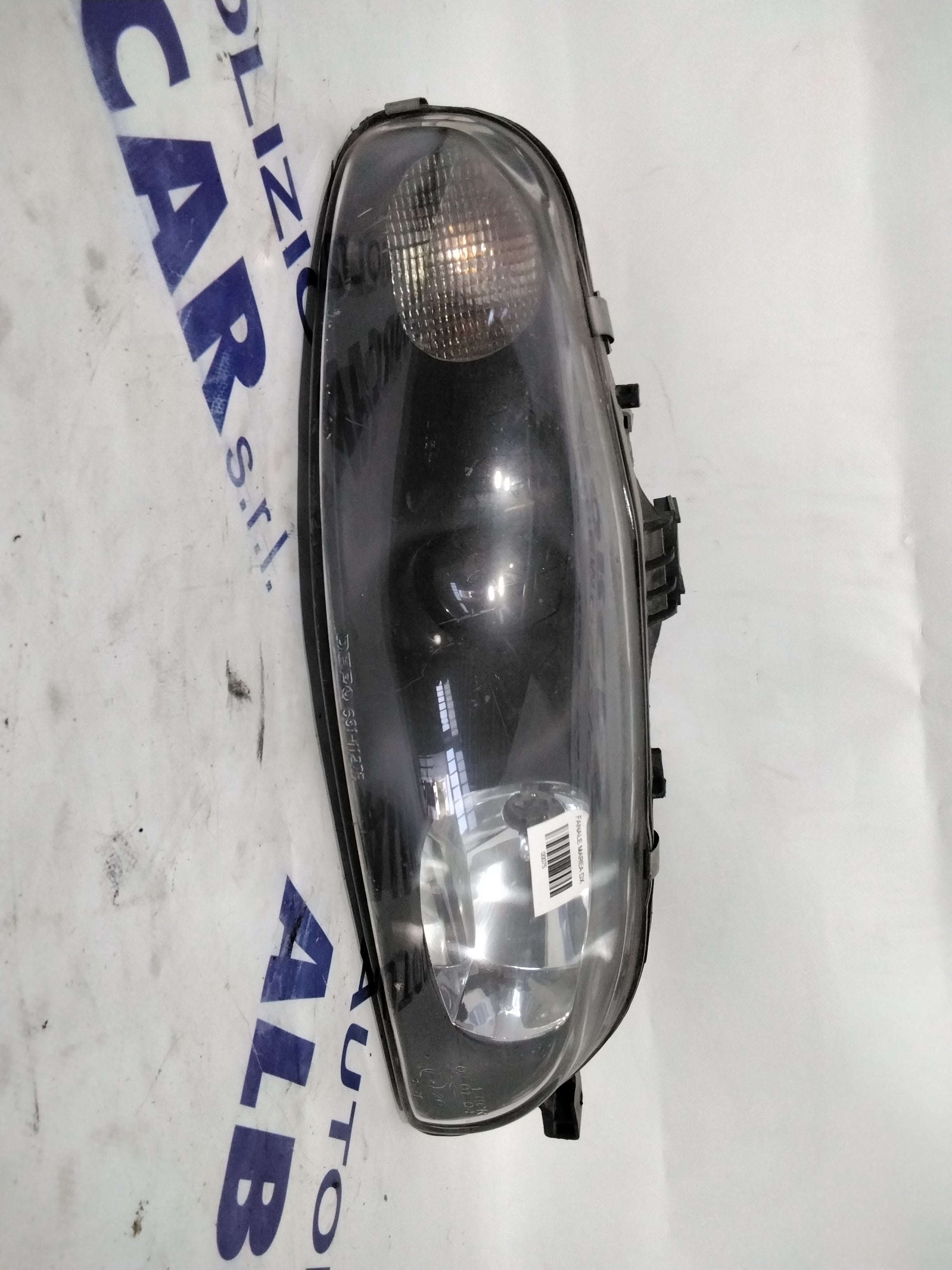 Right headlight Fiat Marea year 1999 part number: 46524479 (sf8p2)