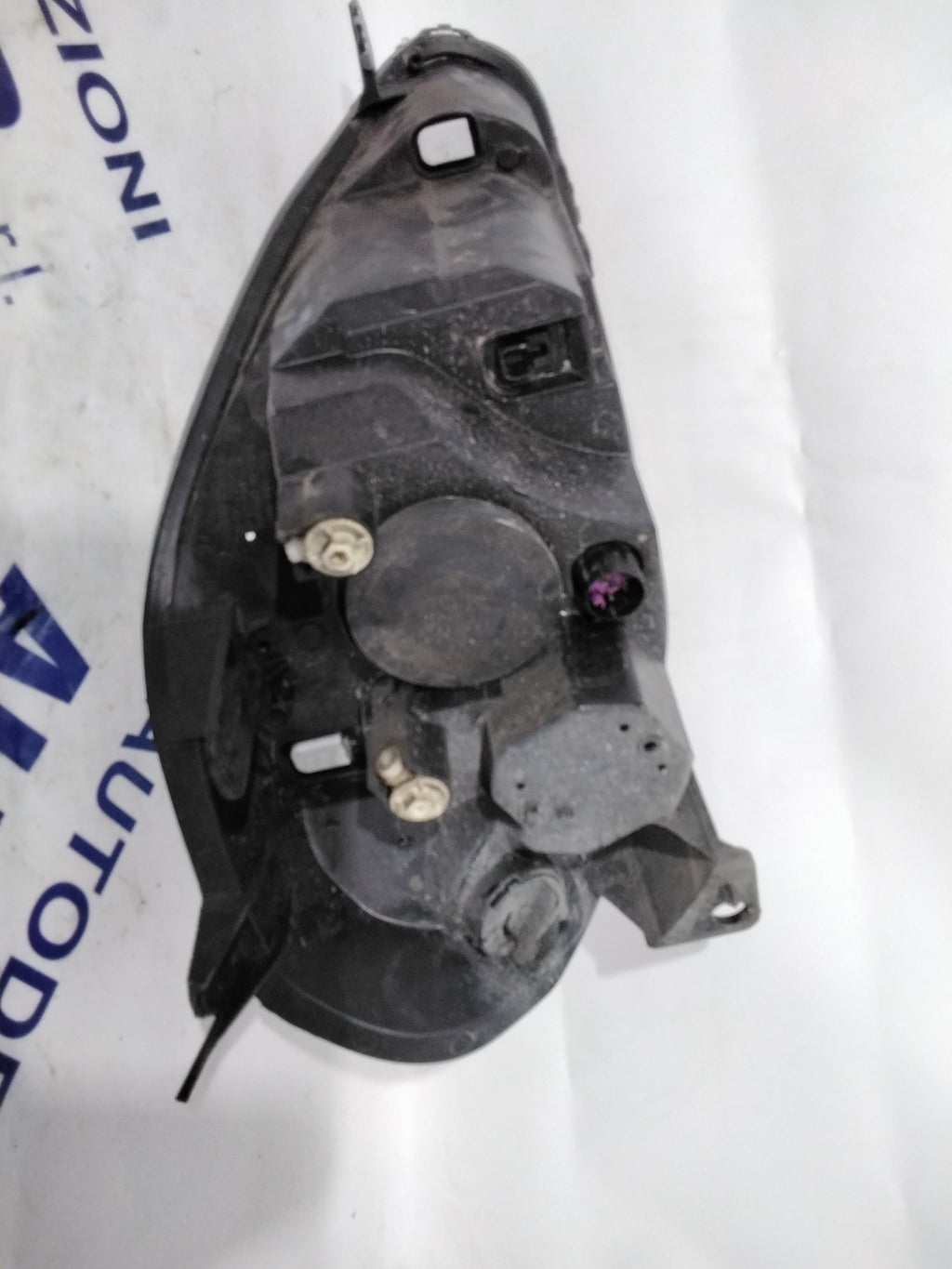 Fiat Grande Punto left headlight year 2005/2008 code: 086611164 (sf8p2)