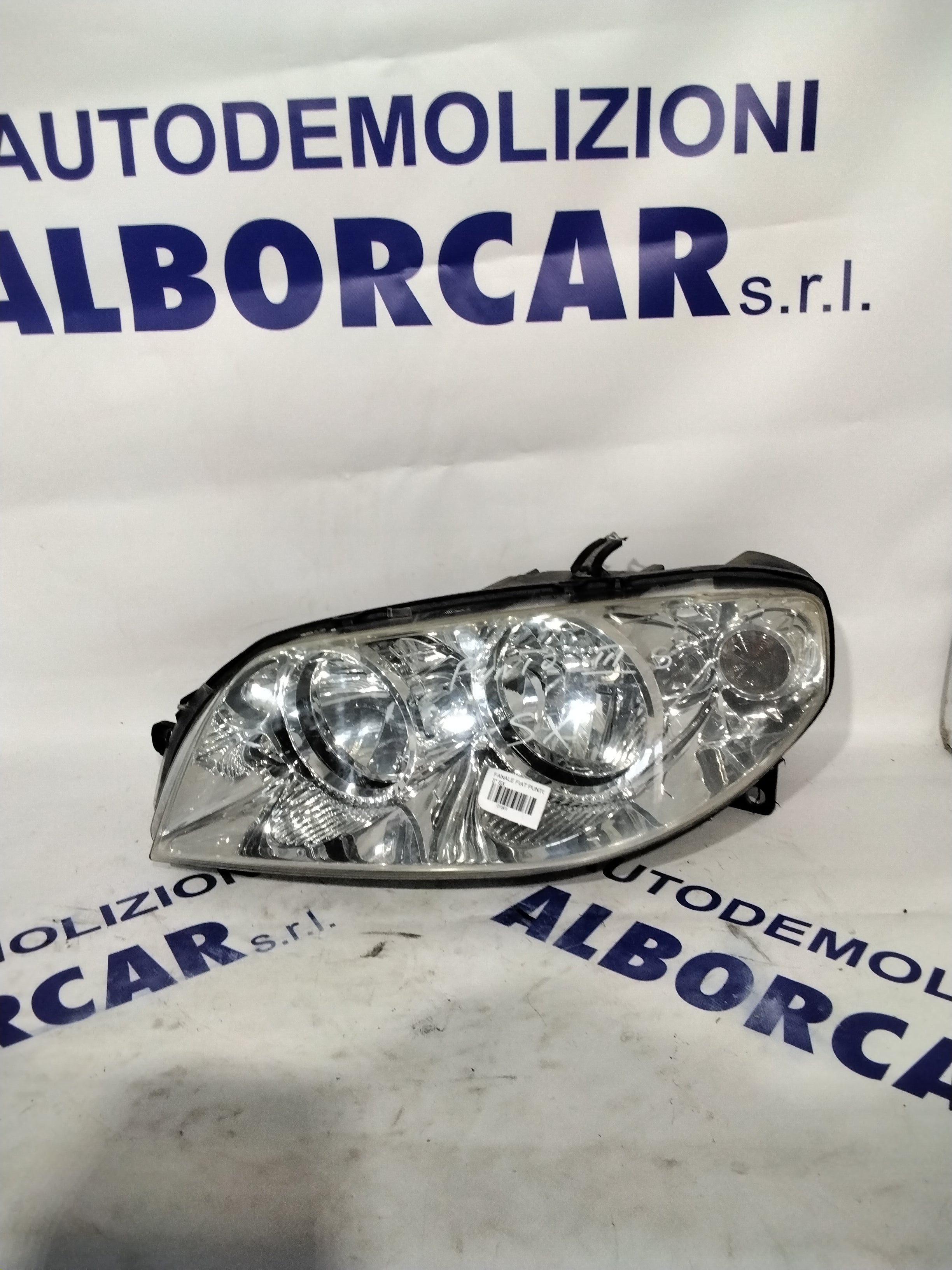 Faro fanale fiat punto III serie sinistro anno 2004 codice: 89101064 (sf8p2)