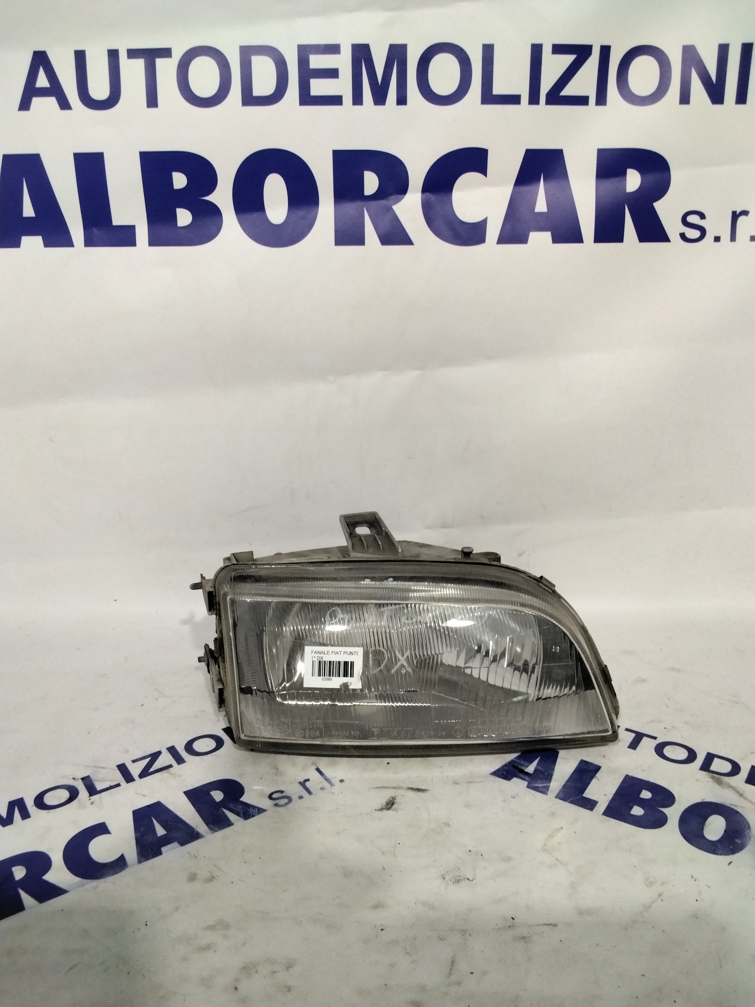 Front right headlight Fiat Punto 1st series