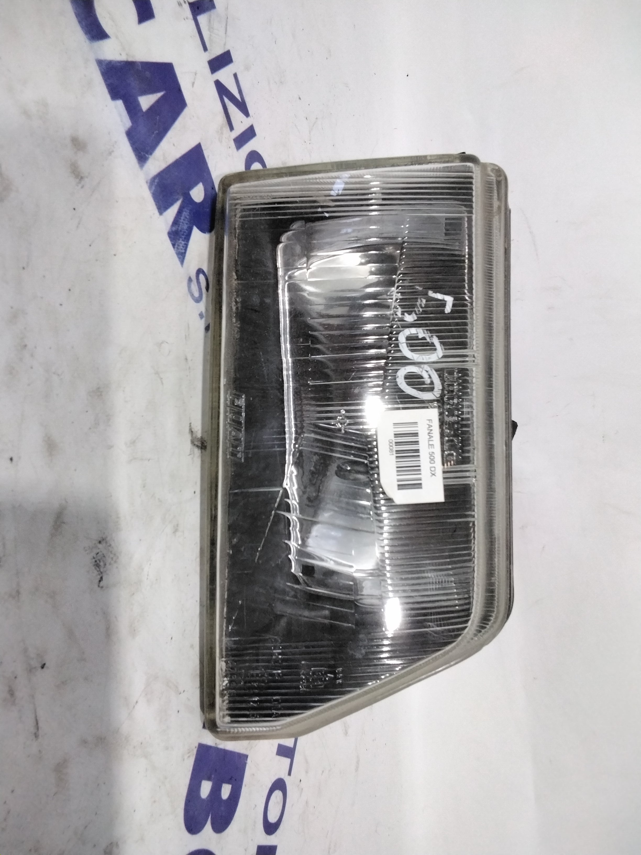 Right headlight Fiat 500 year 1996 code: 35250748 (sf8p1)
