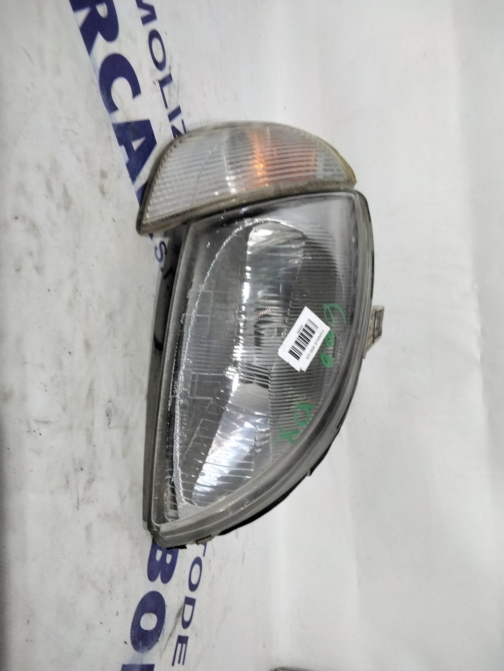 Fiat 600 1st series right headlamp year 2002 code: 38800748