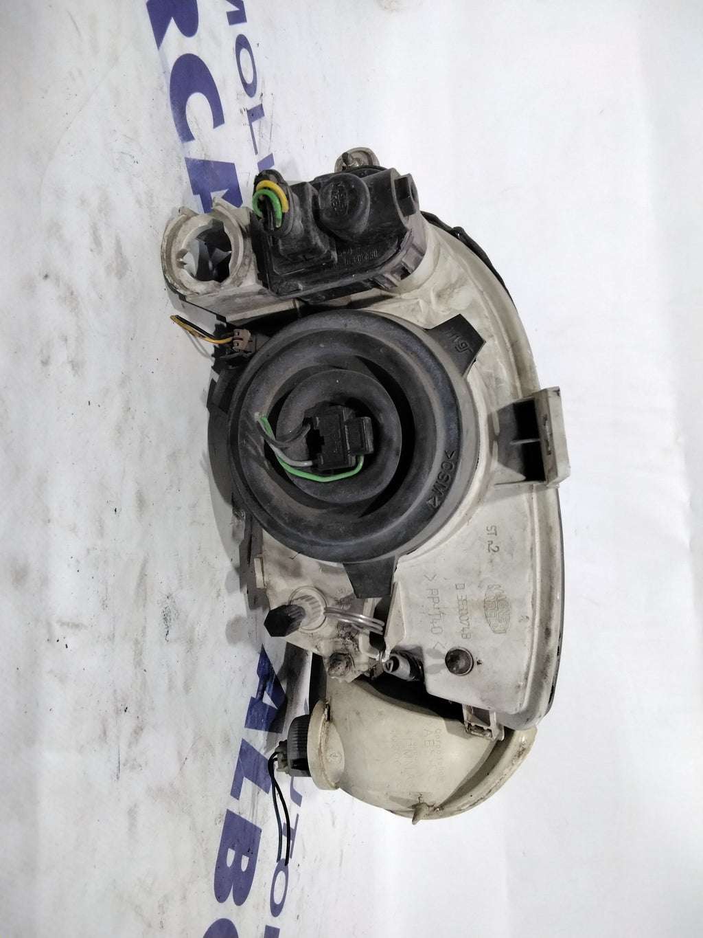 Fiat 600 1st series right headlamp year 2002 code: 38800748