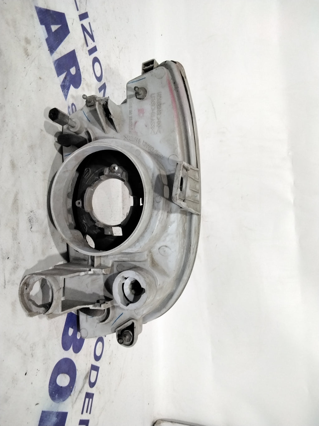 Fiat 600 1st series left headlight year 2002 code: 38800748