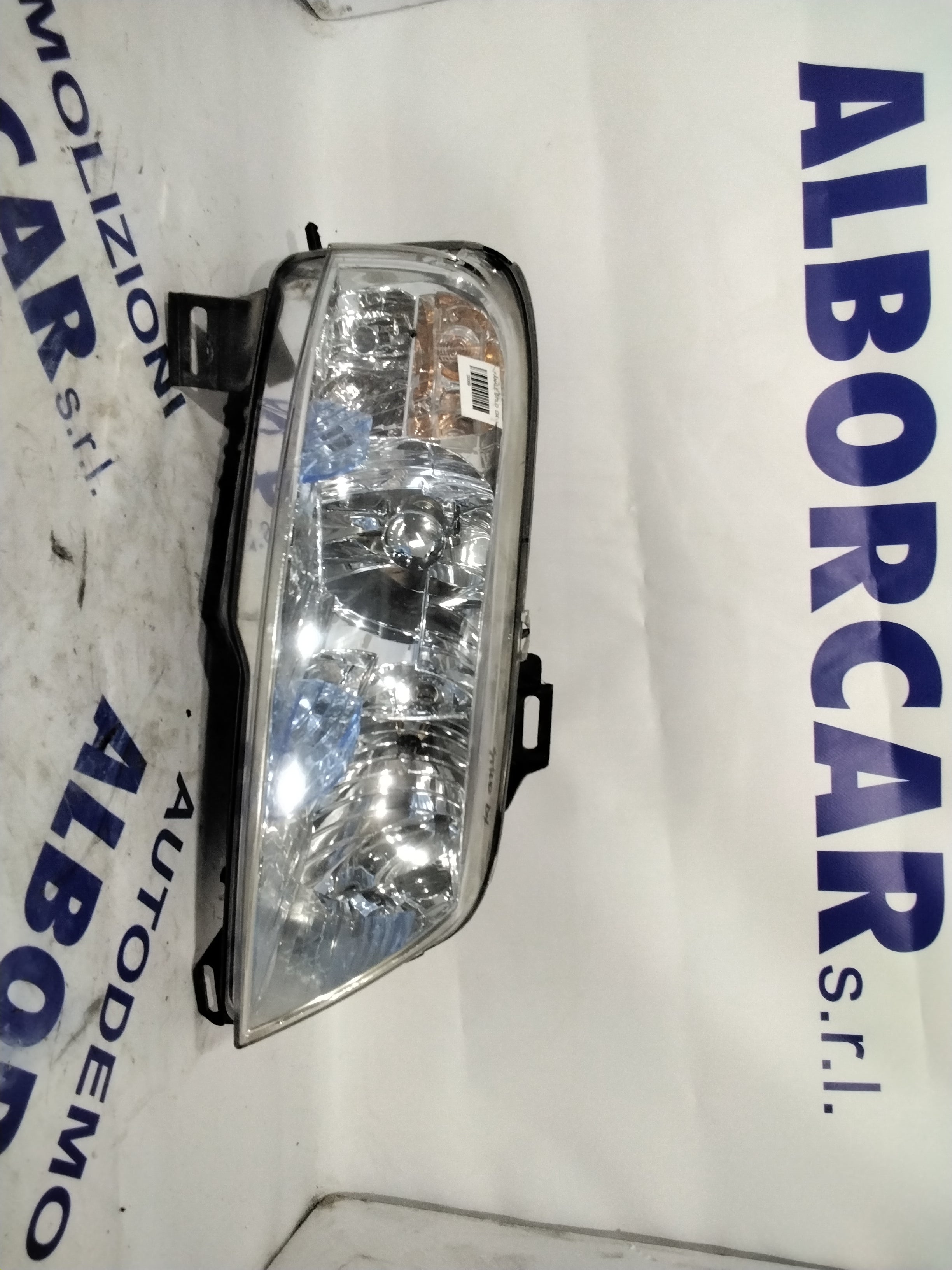 Fiat Stilo right headlight year 2004 code: 086611134R (sf8p1)