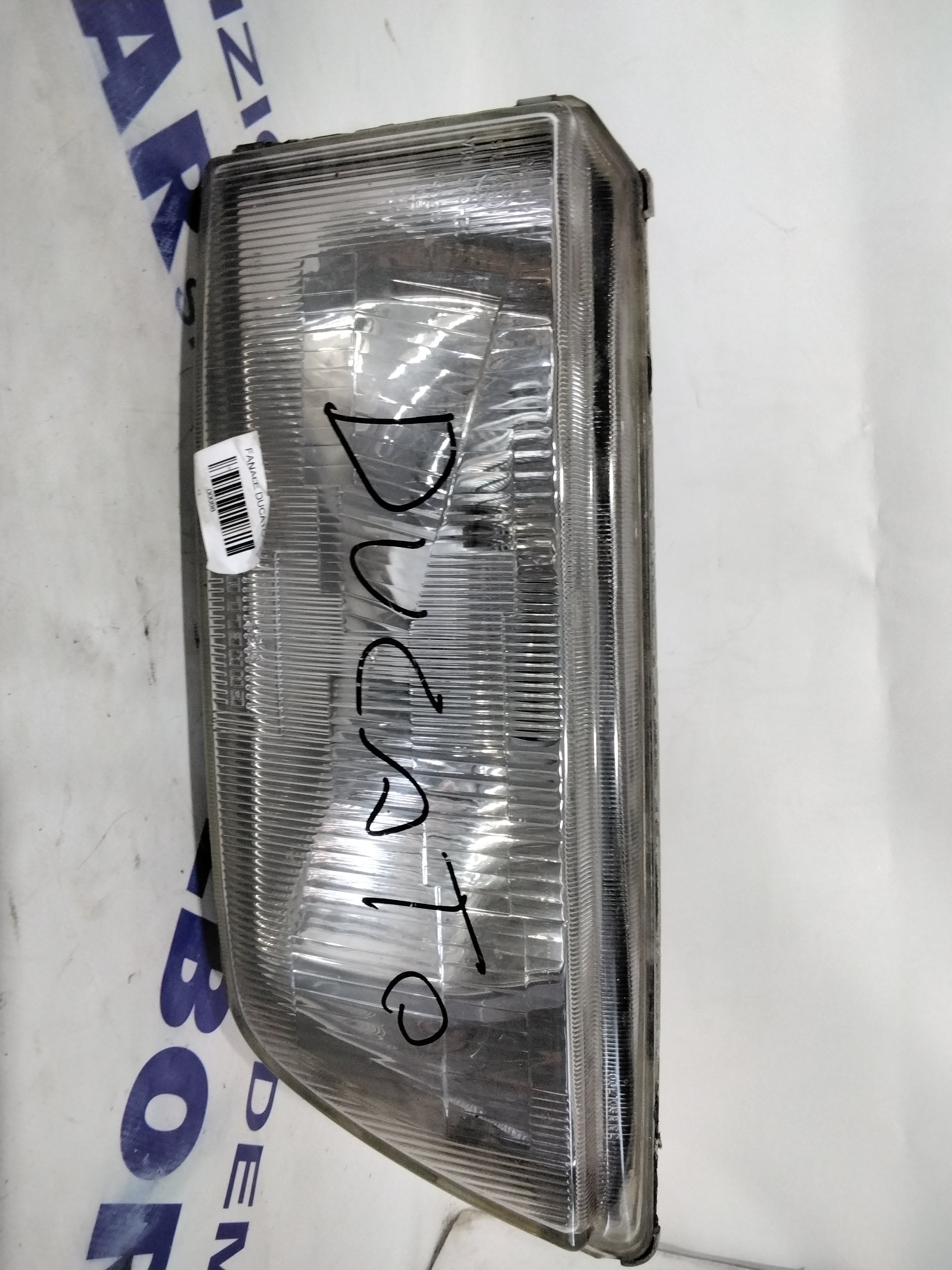 Fiat Ducato headlamp left year 1996 code: 35690748 (sf8p3)