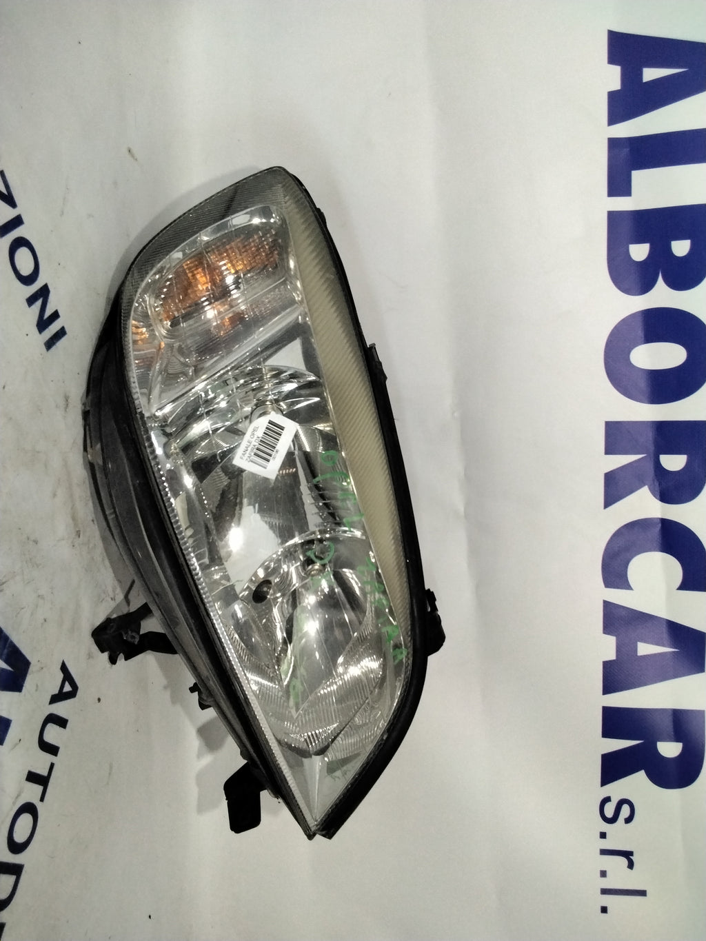 Opel Zafira right headlight year 2005 code: 89100055