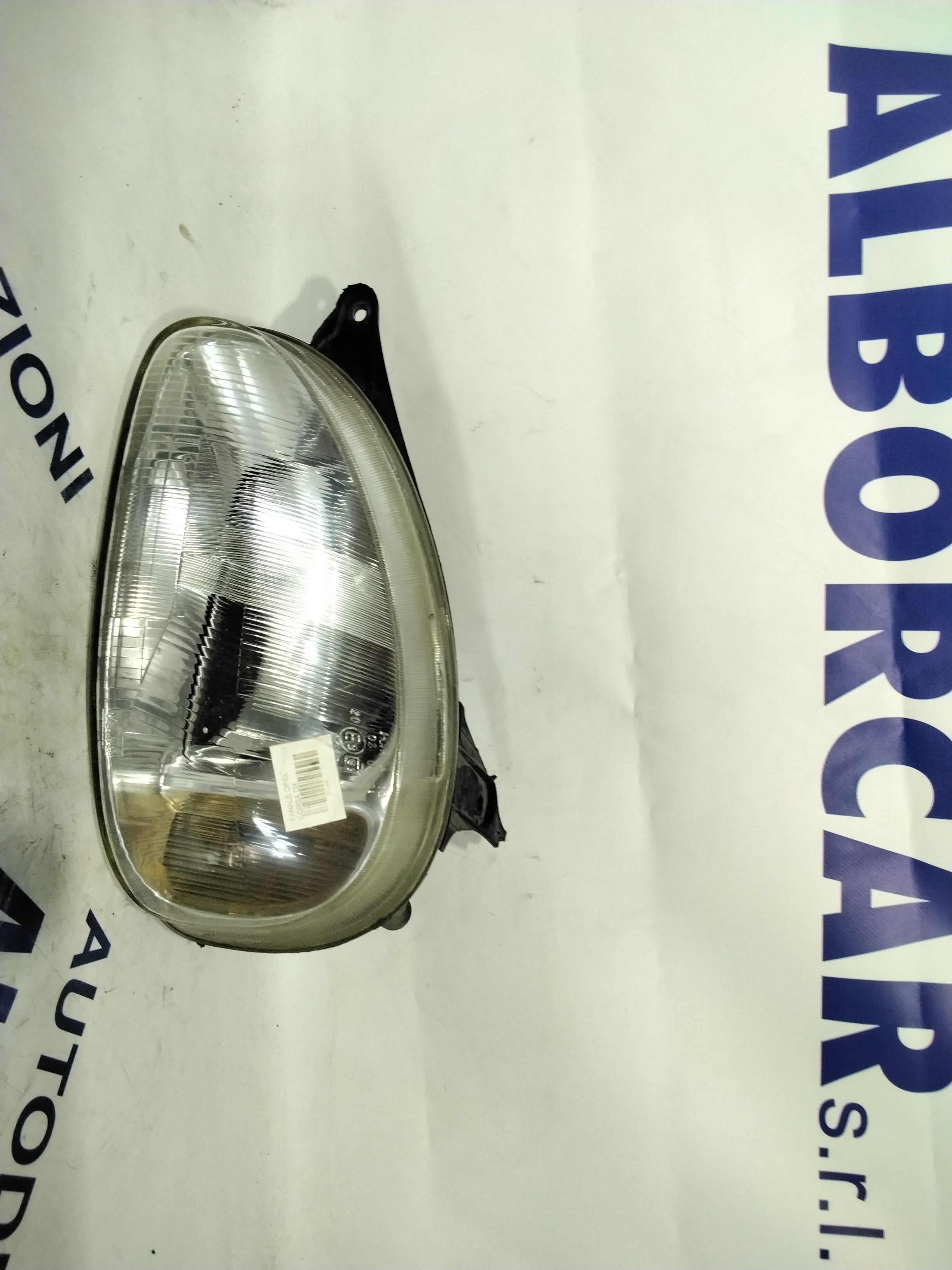 Right headlamp Opel Corsa year 98 (sf8p4)