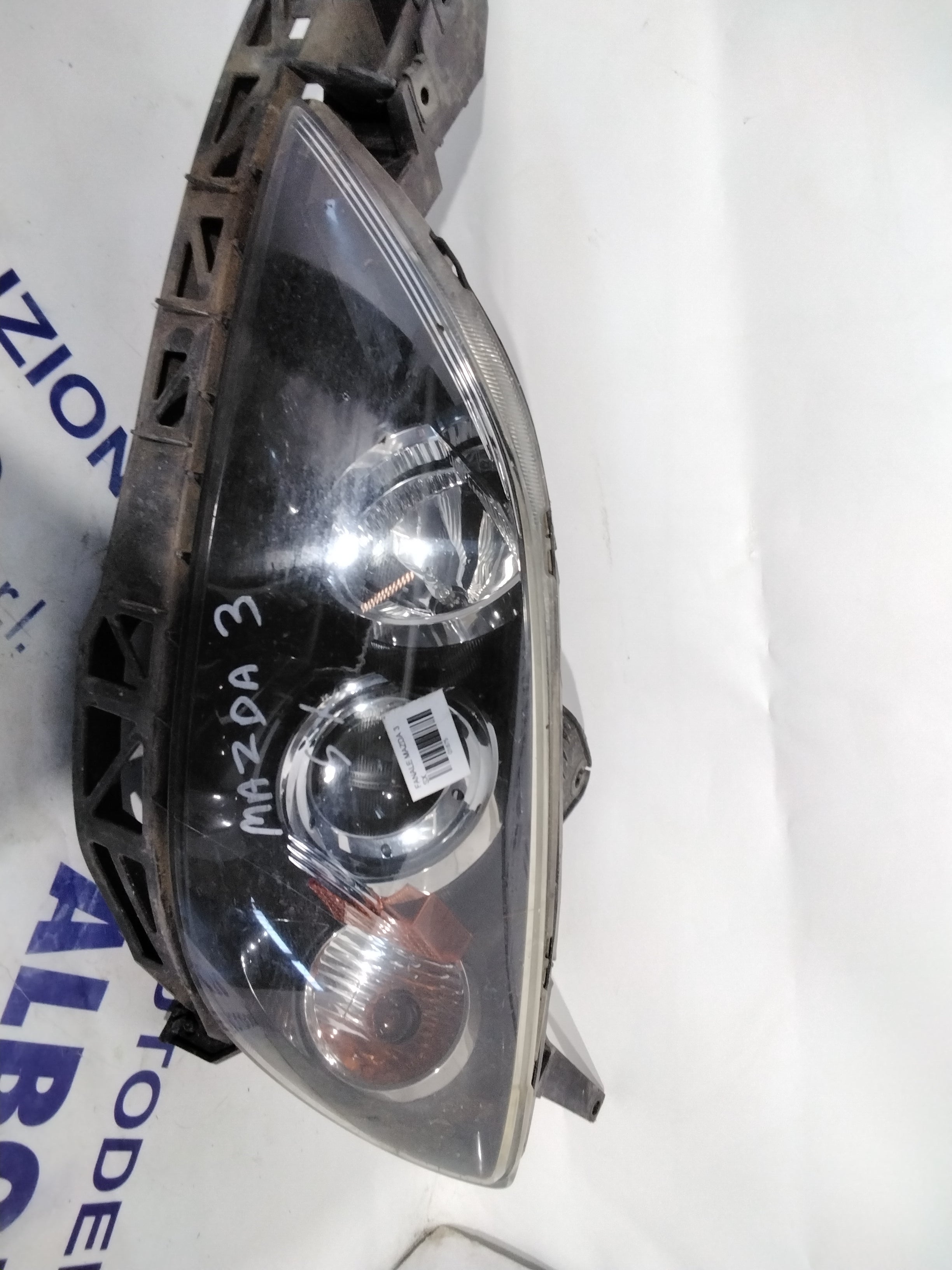left headlight Mazda3 year 2009 code 90739000