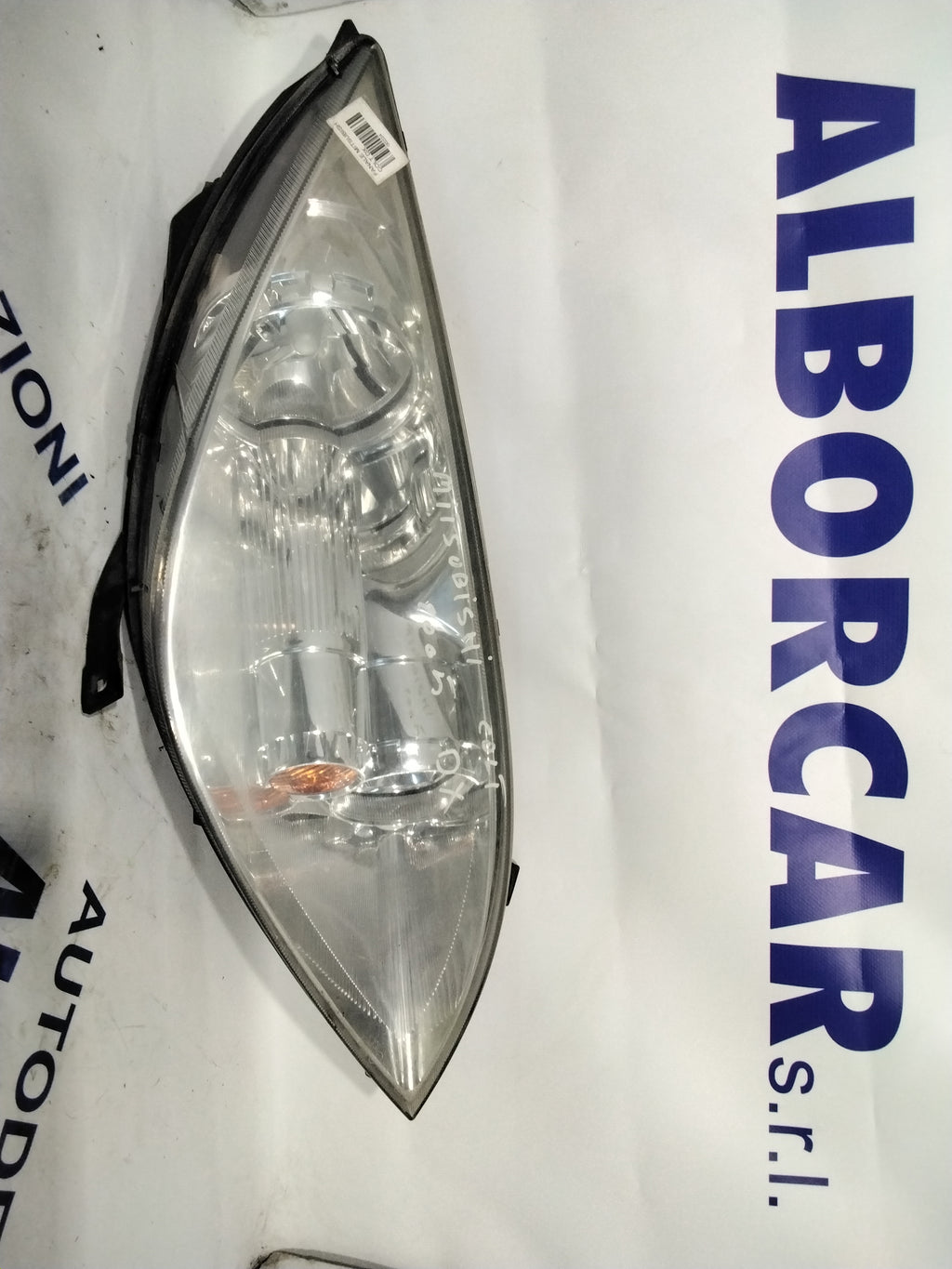 Headlight Mitsubishi Colt right year 2005 code: 0301208202(sf8p4)