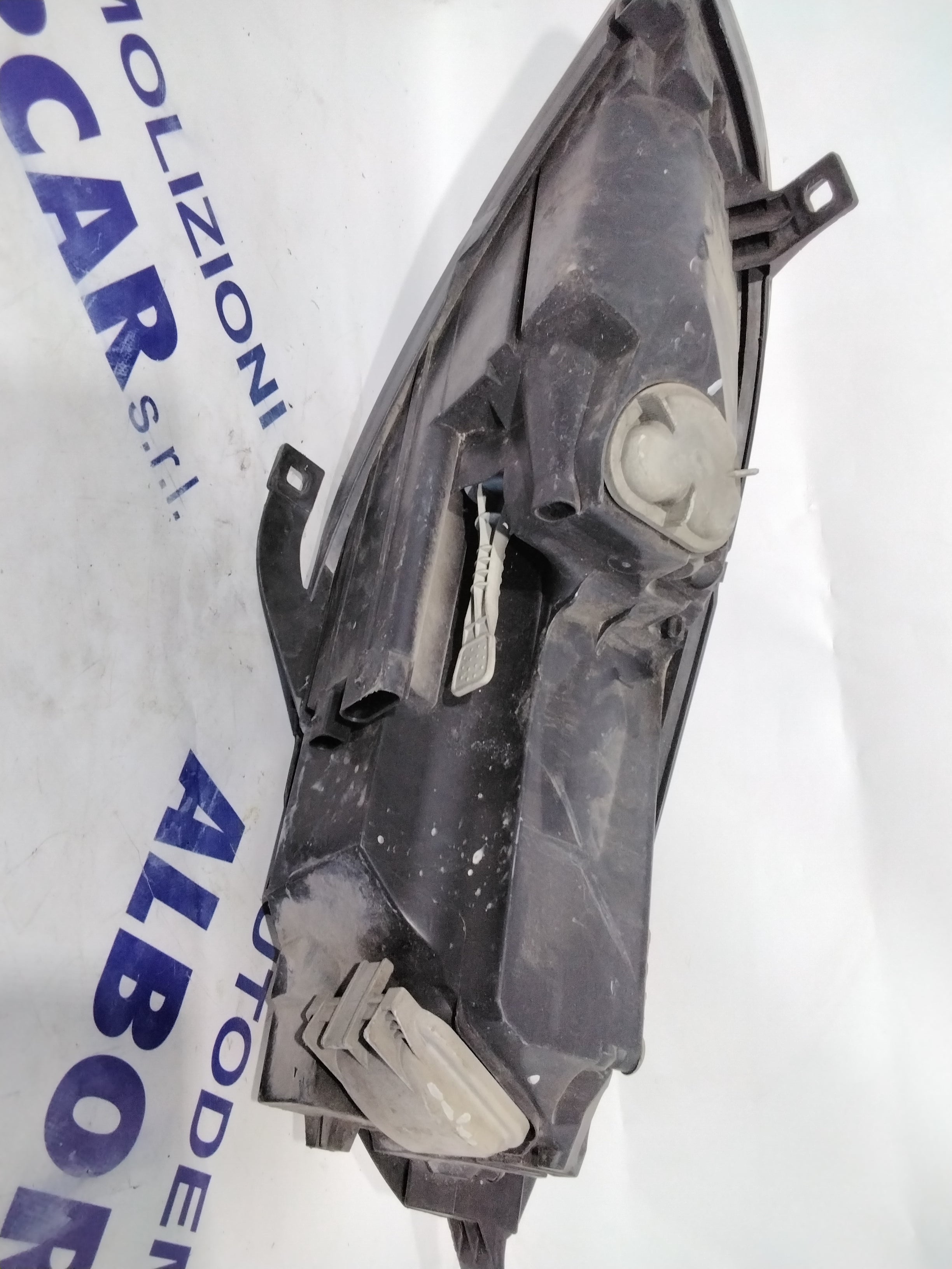 Headlight Mitsubishi Colt right year 2005 code: 0301208202(sf8p4)