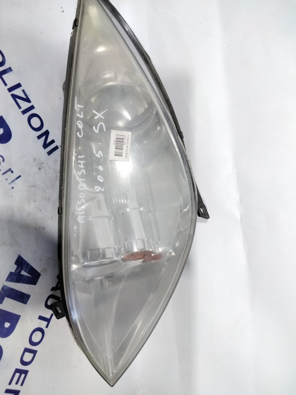 Mitsubishi Colt Headlight Left 2005 Code: 0301208201 (sf8p4)