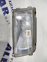 Carica l&#39;immagine nel visualizzatore di Gallery, Faro fanale mitsubishi santamo destra anno 1996 (sf8p4)
