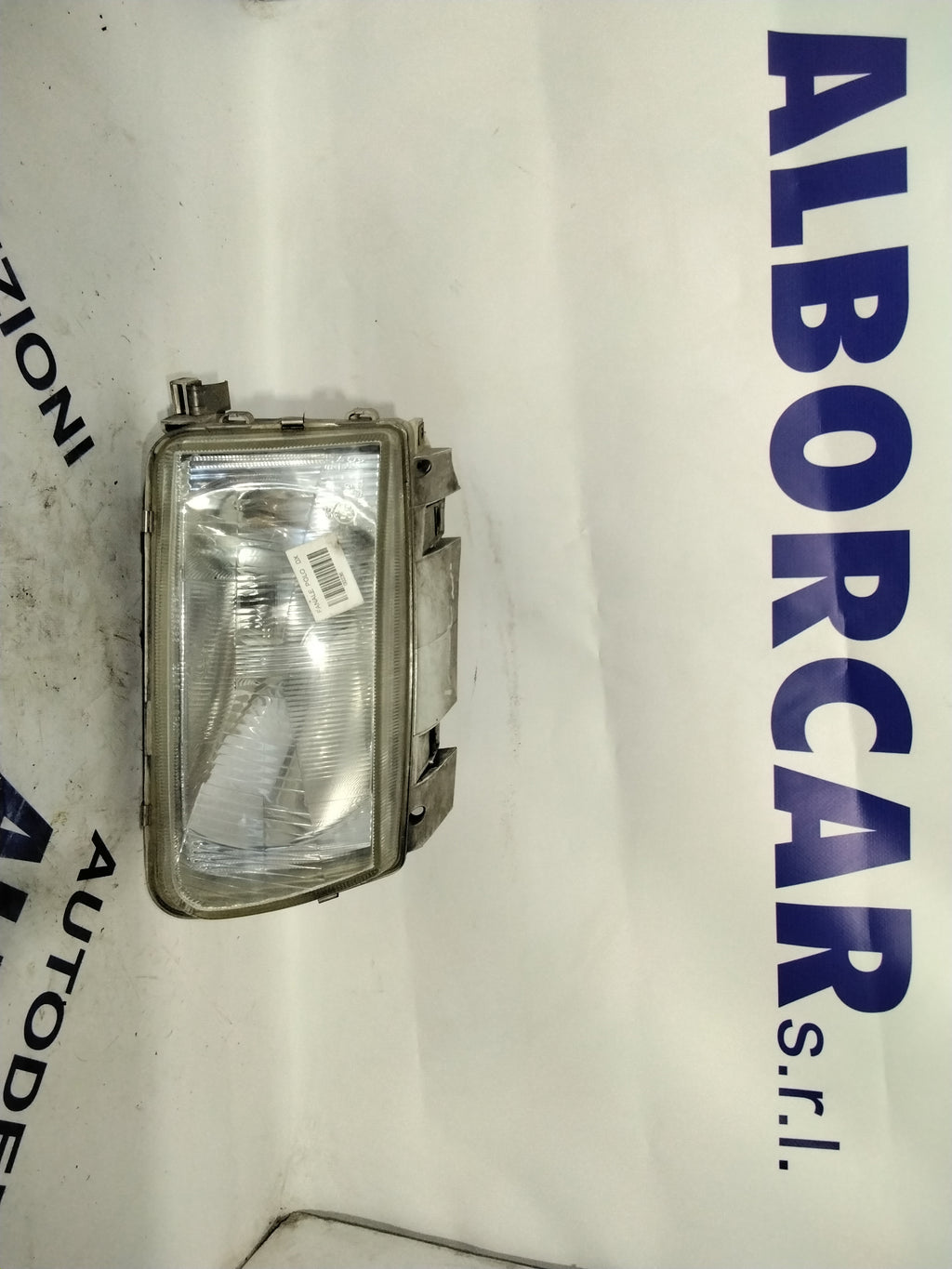Volkswagen Polo headlight right, year 1998, code: 96249600 (sf8p5)