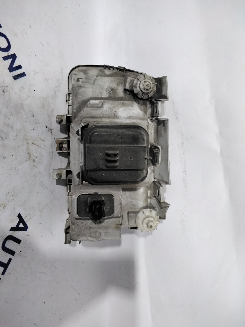 Volkswagen Polo headlight right, year 1998, code: 96249600 (sf8p5)